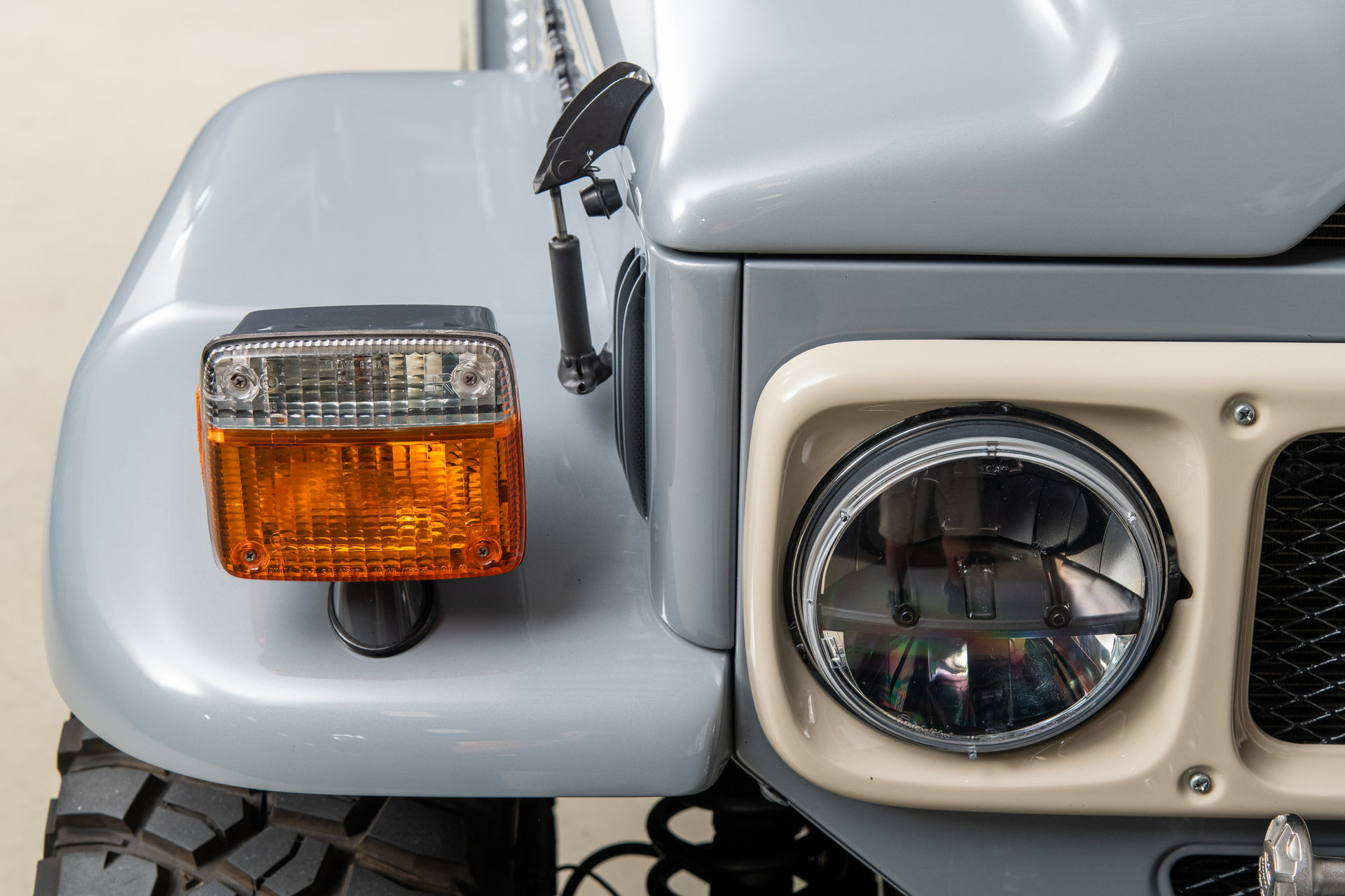 FJ Company’s Restomoded 1984 Toyota Land Cruiser Is Just About Perfect