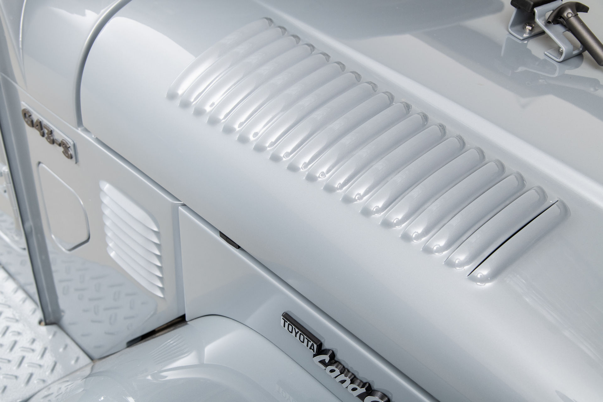 FJ Company’s Restomoded 1984 Toyota Land Cruiser Is Just About Perfect