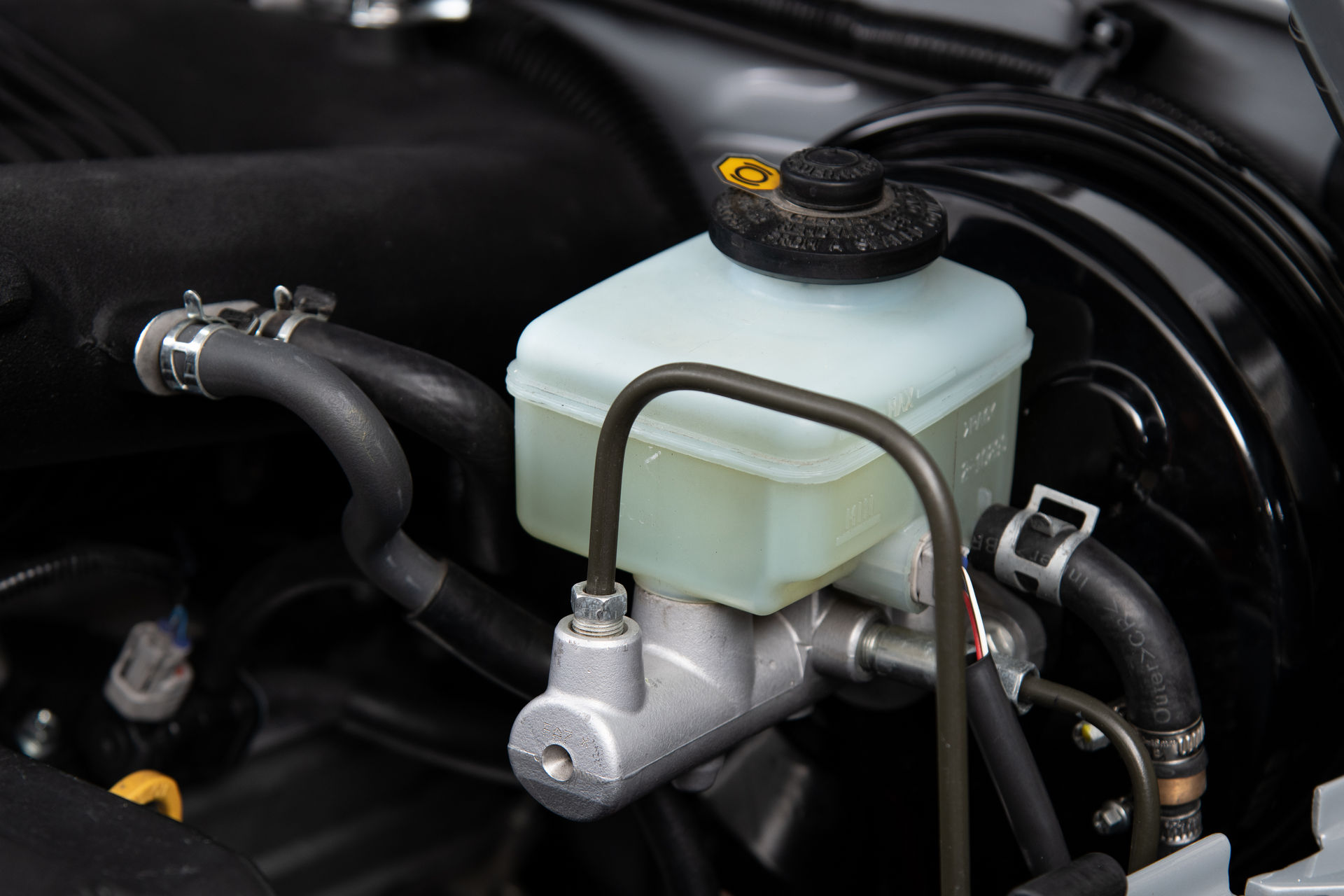 FJ Company’s Restomoded 1984 Toyota Land Cruiser Is Just About Perfect