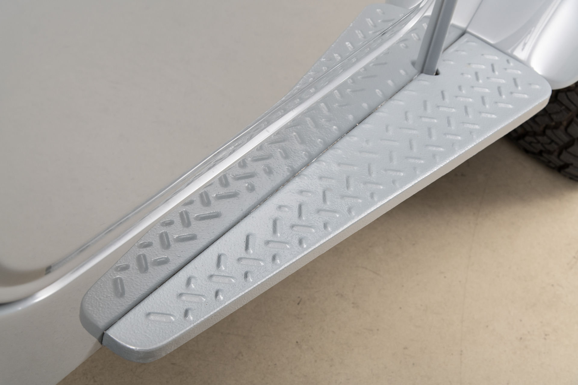 FJ Company’s Restomoded 1984 Toyota Land Cruiser Is Just About Perfect