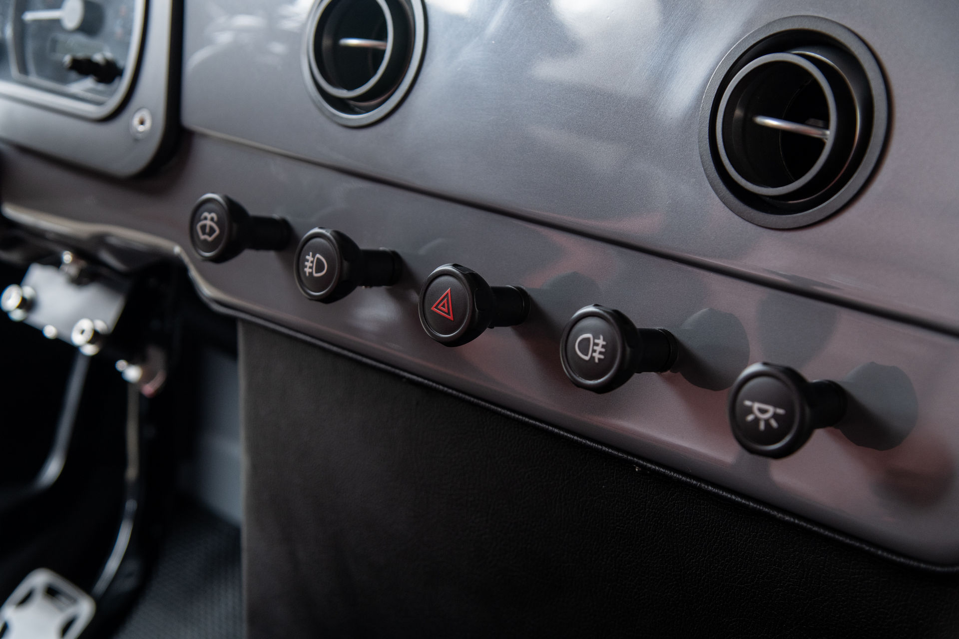 FJ Company’s Restomoded 1984 Toyota Land Cruiser Is Just About Perfect