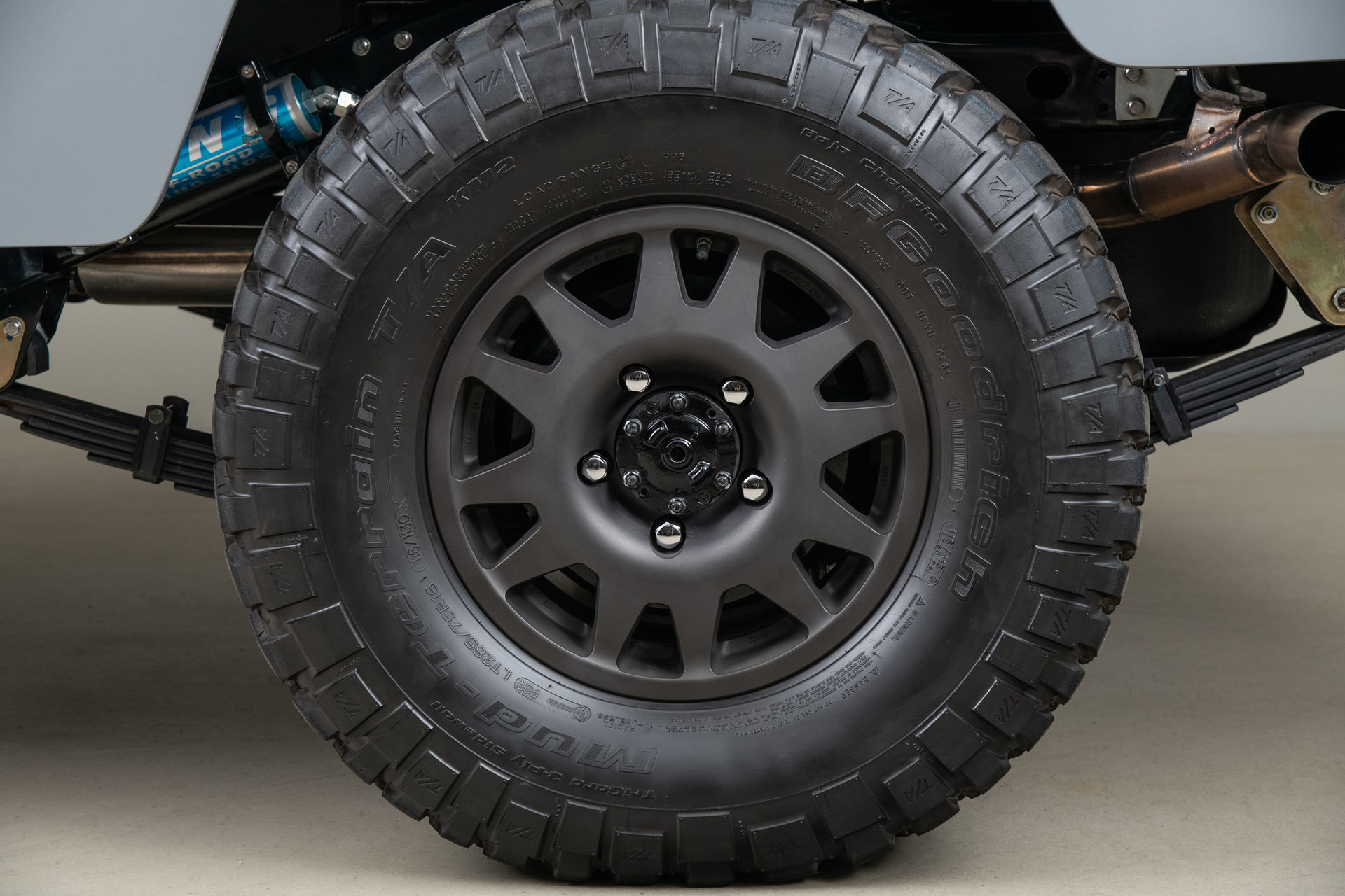 FJ Company’s Restomoded 1984 Toyota Land Cruiser Is Just About Perfect