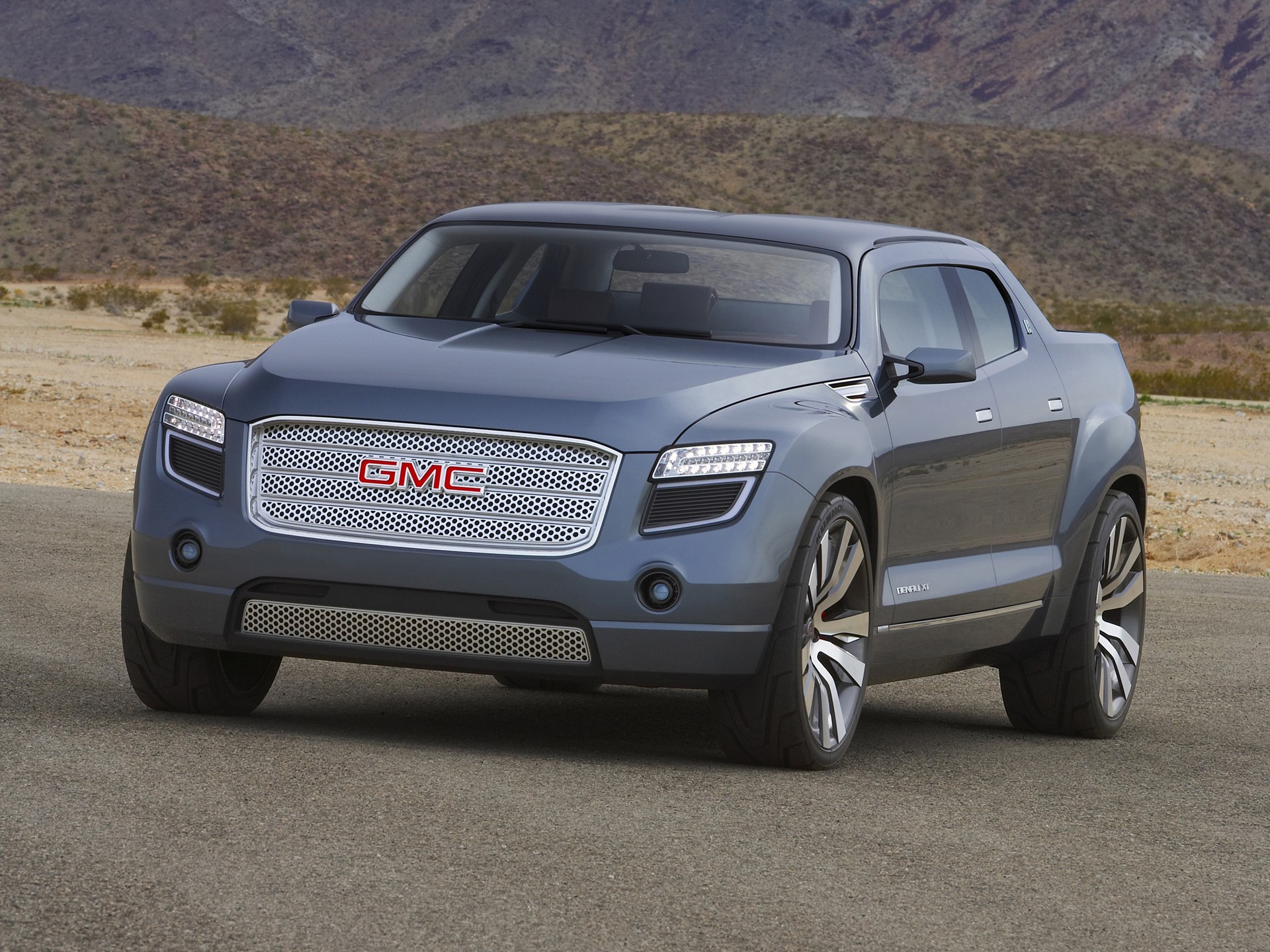 Twelve Years Later, We Still Dig The Unibody GMC Denali XT Concept