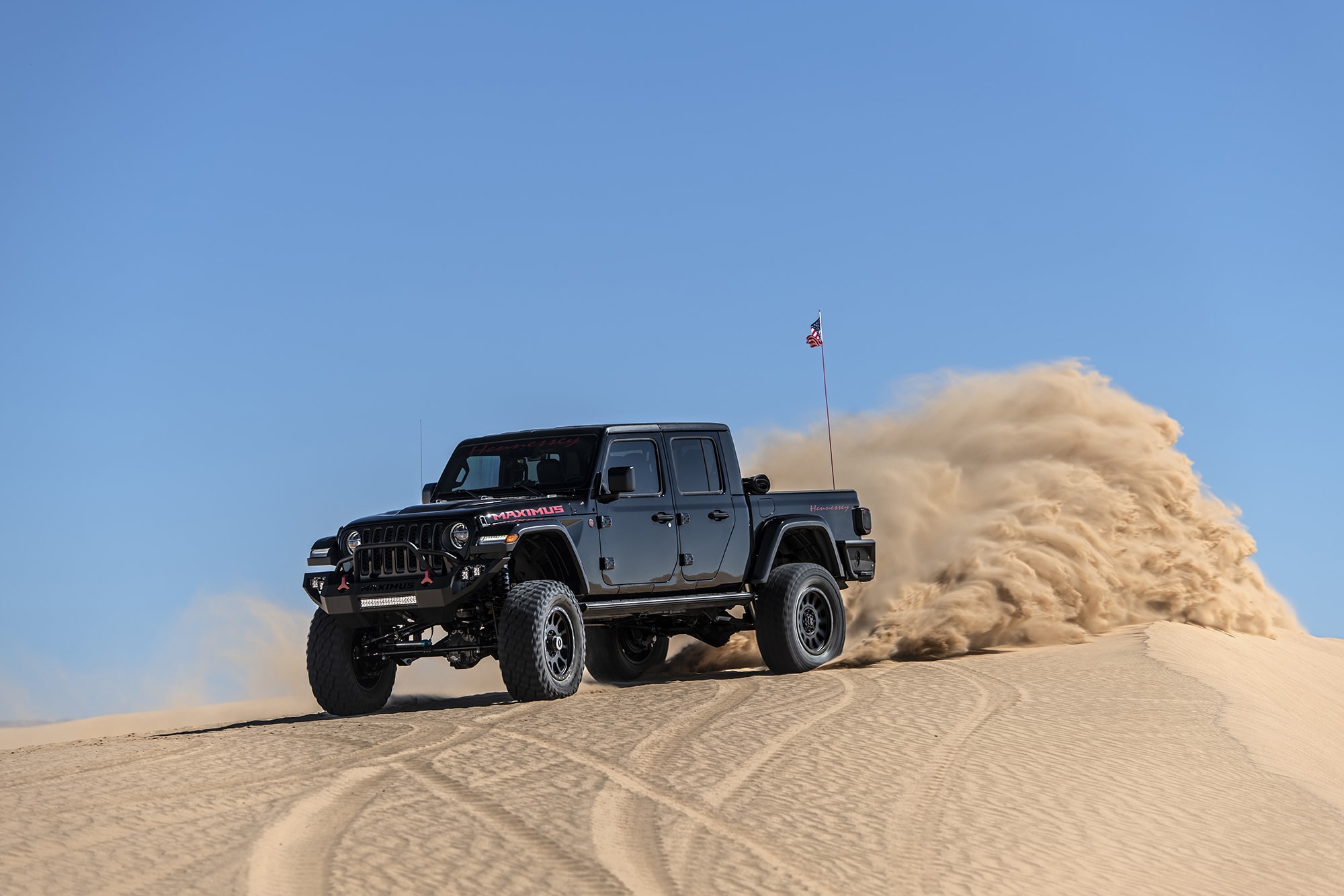 Hennessey’s Maximus ‘1000’ Jeep Gladiator Hellcat Kicks Up Sand During Desert Testing