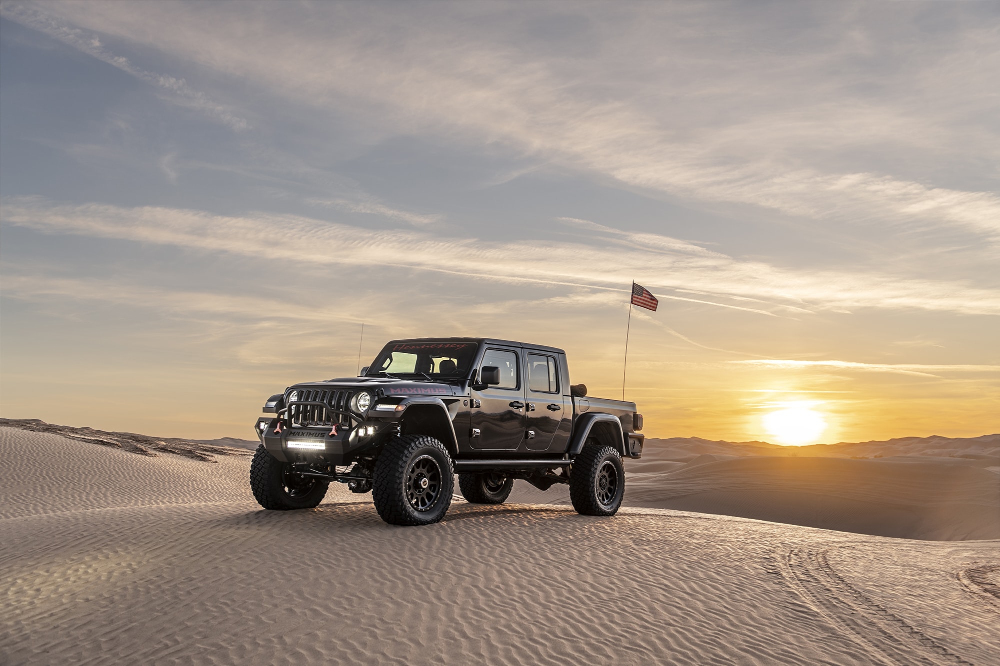 Hennessey’s Maximus ‘1000’ Jeep Gladiator Hellcat Kicks Up Sand During Desert Testing