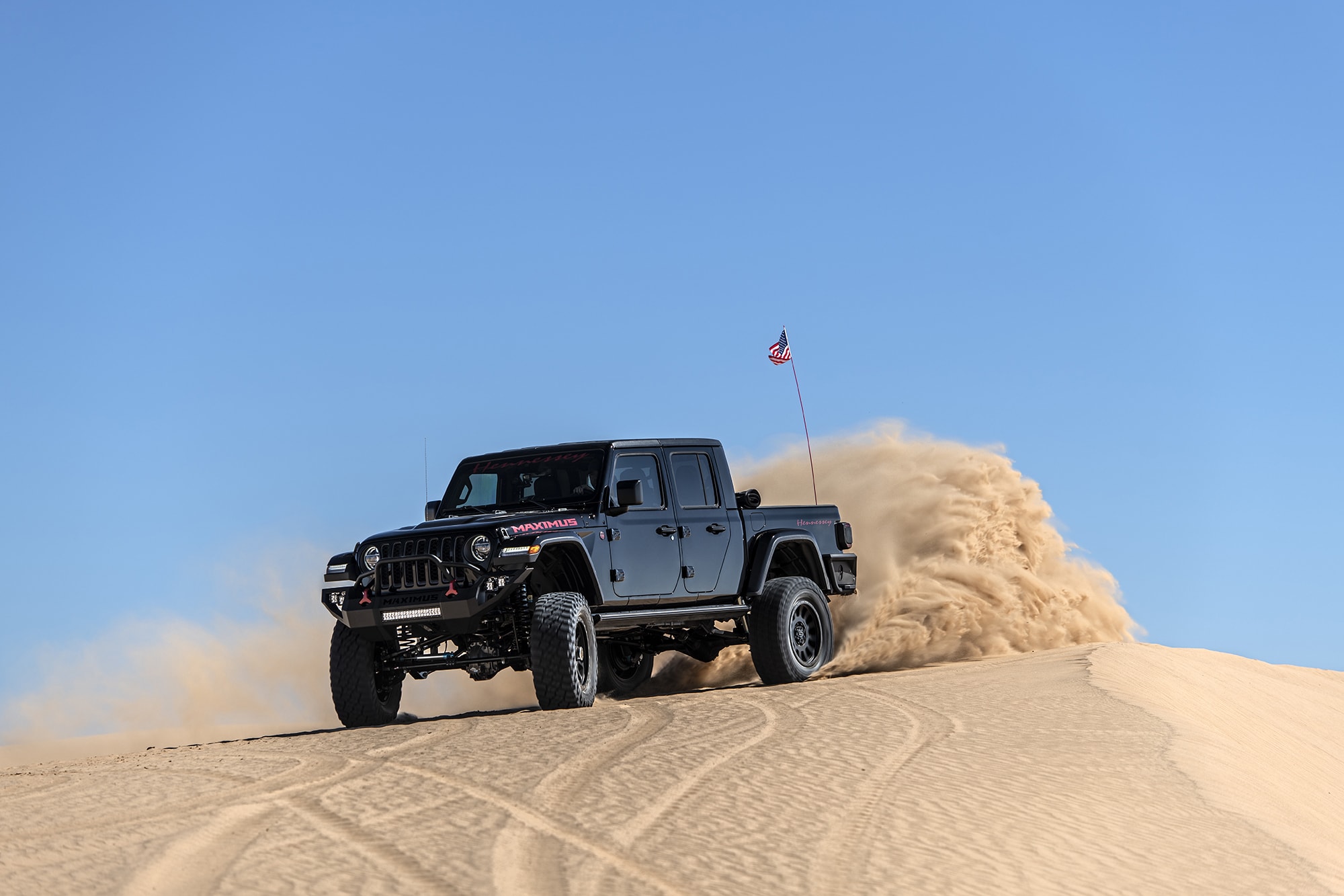Hennessey’s Maximus ‘1000’ Jeep Gladiator Hellcat Kicks Up Sand During Desert Testing