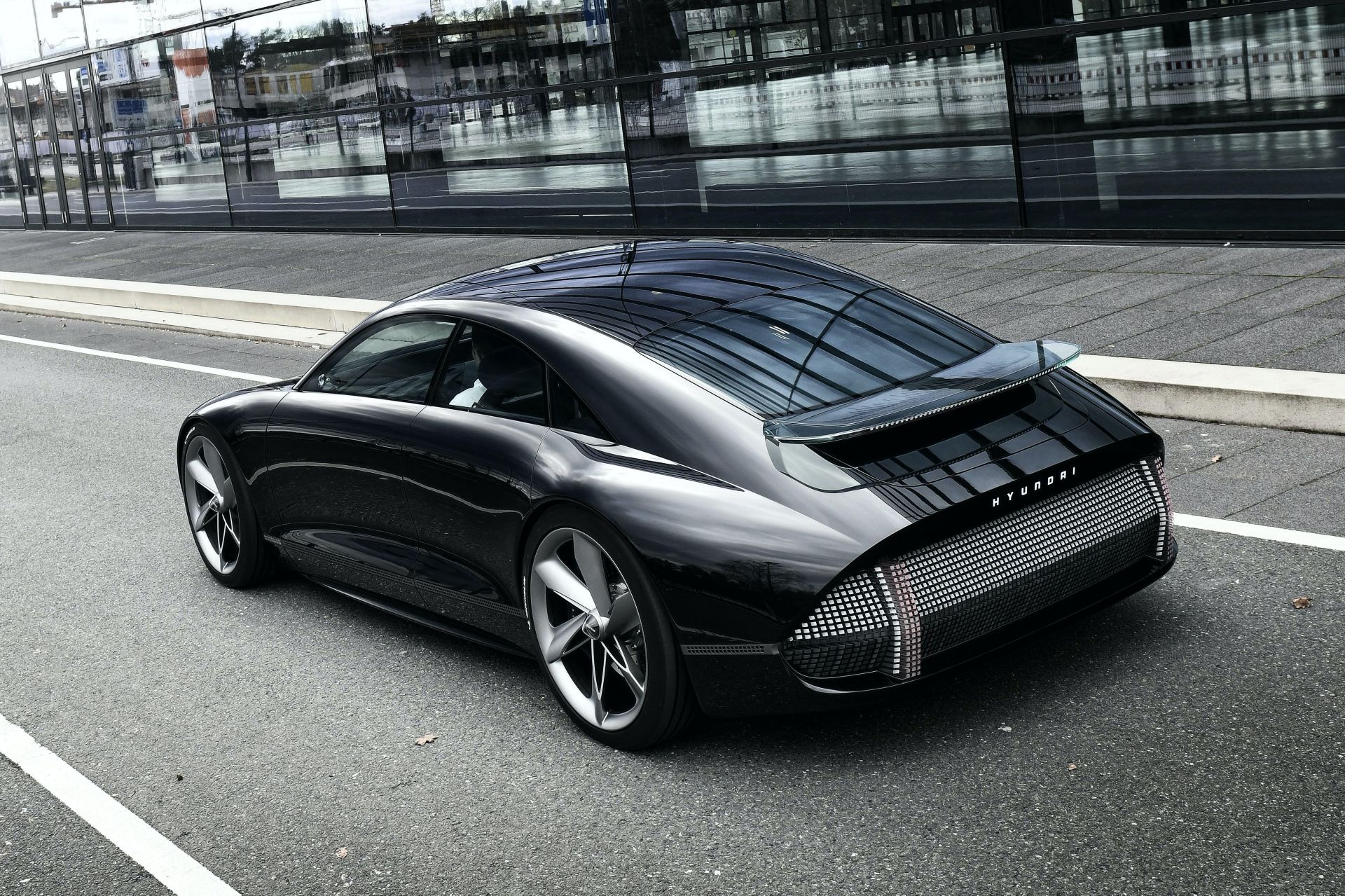 2024 Hyundai Electric Sports Car - Dinnie Isabella