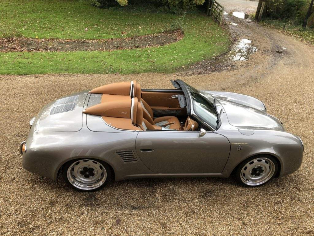 Porsche Boxster 987 Does A Great 356 Speedster Impression, Don’t You Think?