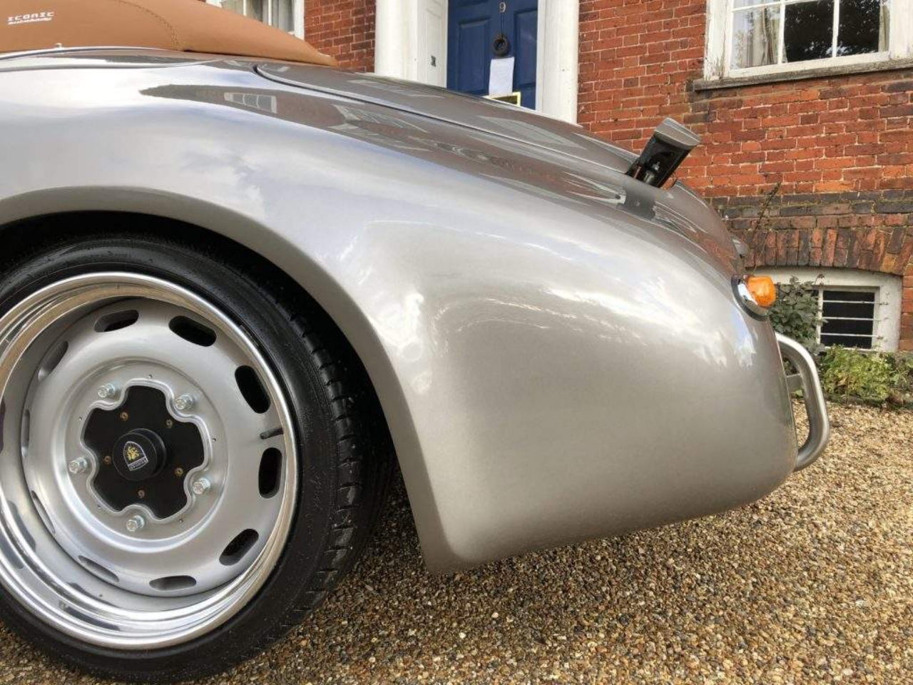 Porsche Boxster 987 Does A Great 356 Speedster Impression, Don’t You Think?