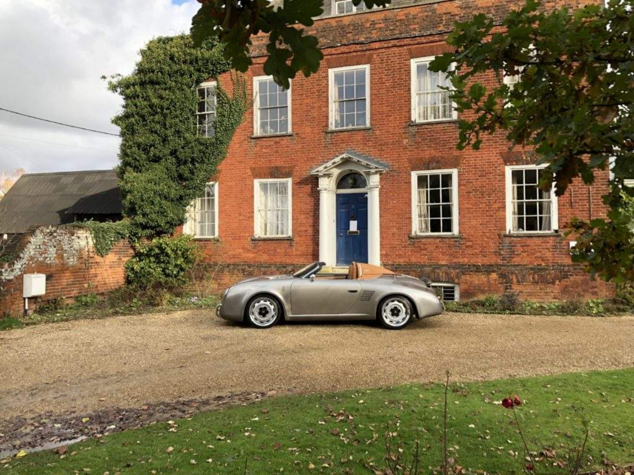 Porsche Boxster 987 Does A Great 356 Speedster Impression, Don’t You Think?