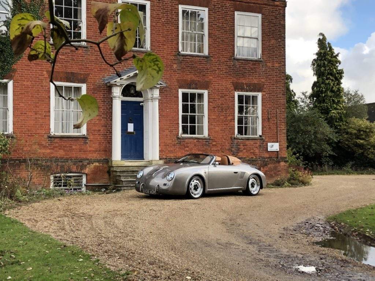 Porsche Boxster 987 Does A Great 356 Speedster Impression, Don’t You Think?