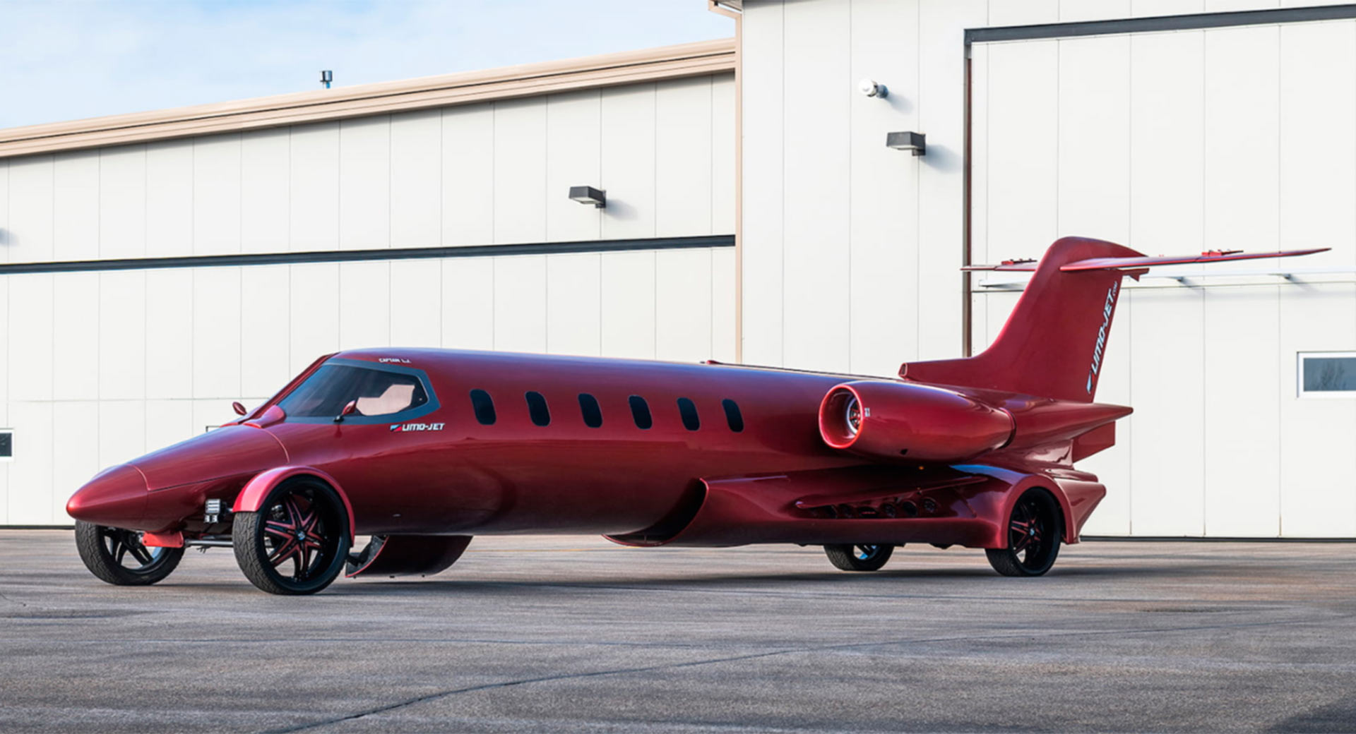 Is It A Limo? Is It A Plane? No, It’s The World’s First Learmousine