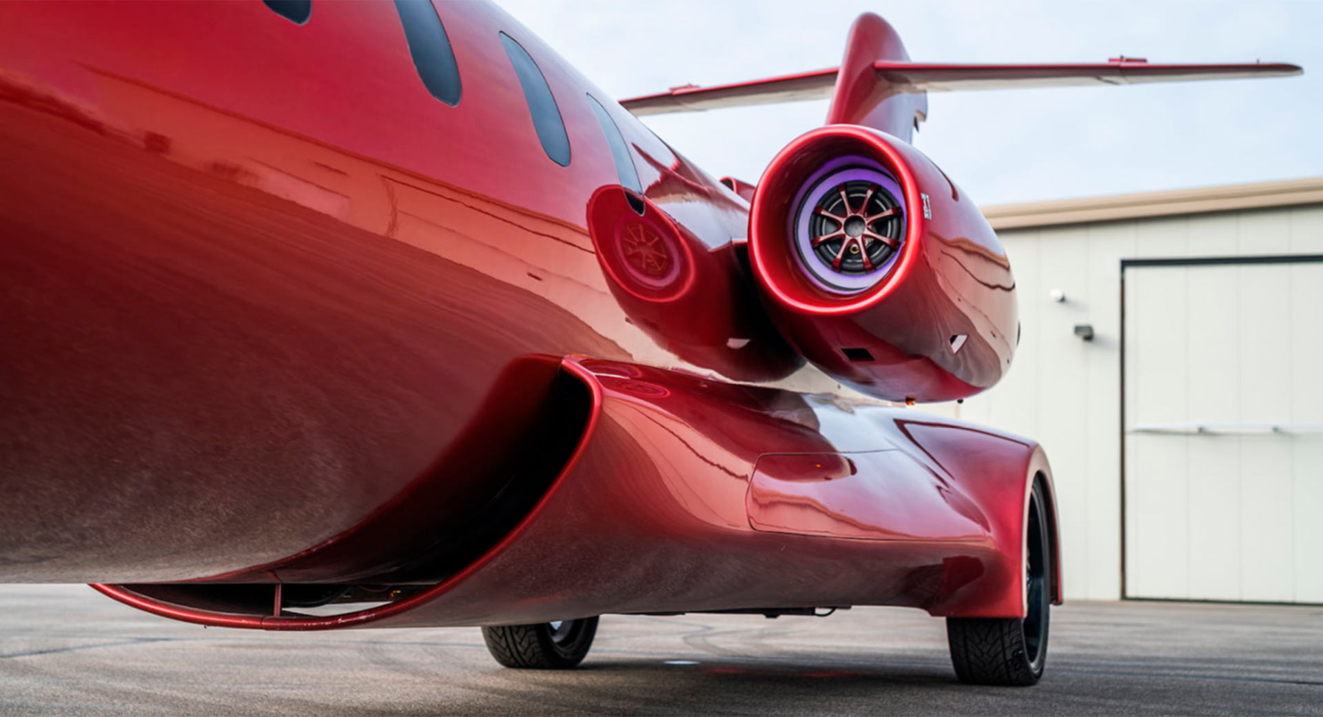 Is It A Limo? Is It A Plane? No, It’s The World’s First Learmousine
