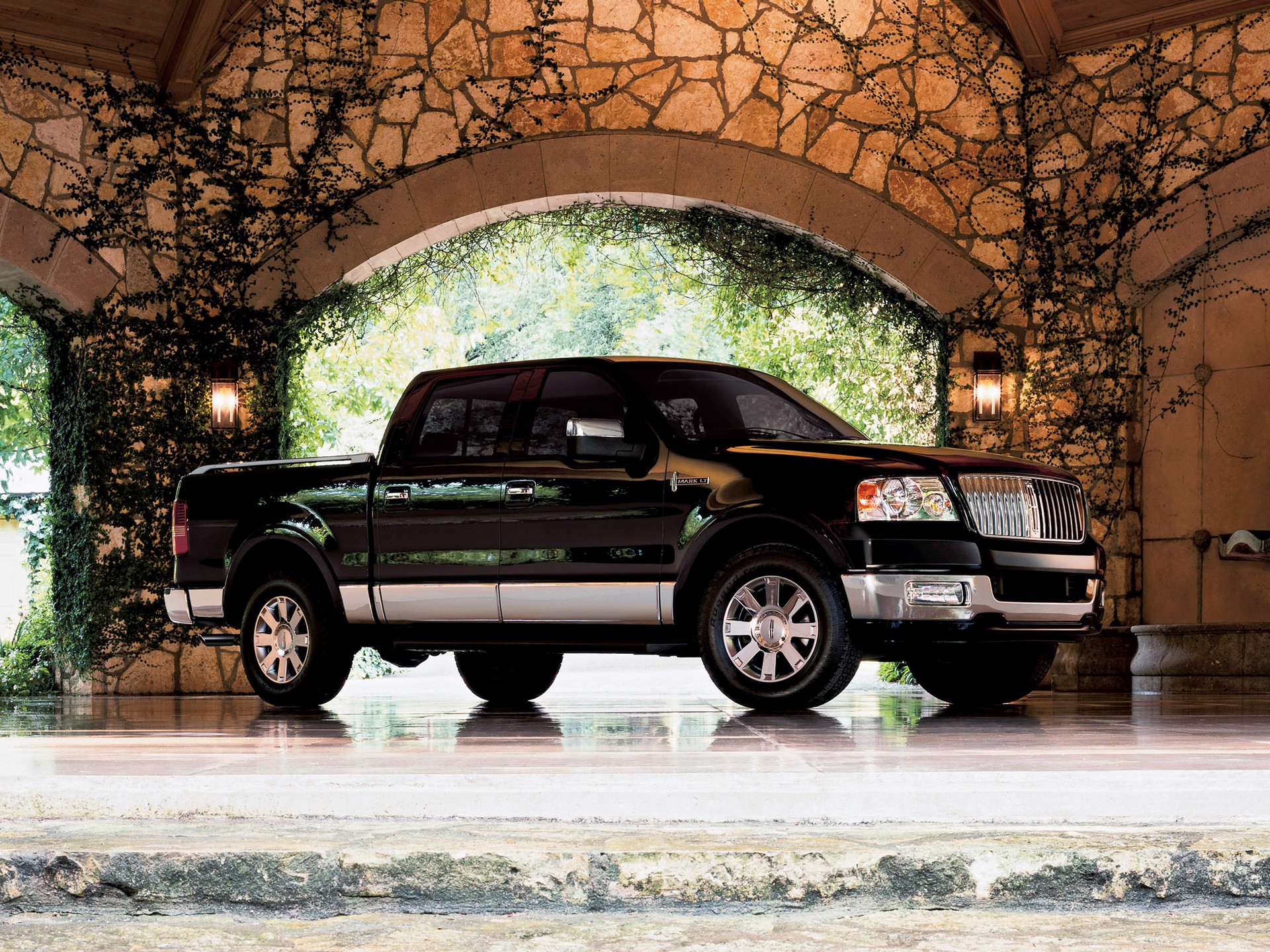 Here’s An Idea: What If Lincoln Brought Back The Mark LT Luxury Pickup?