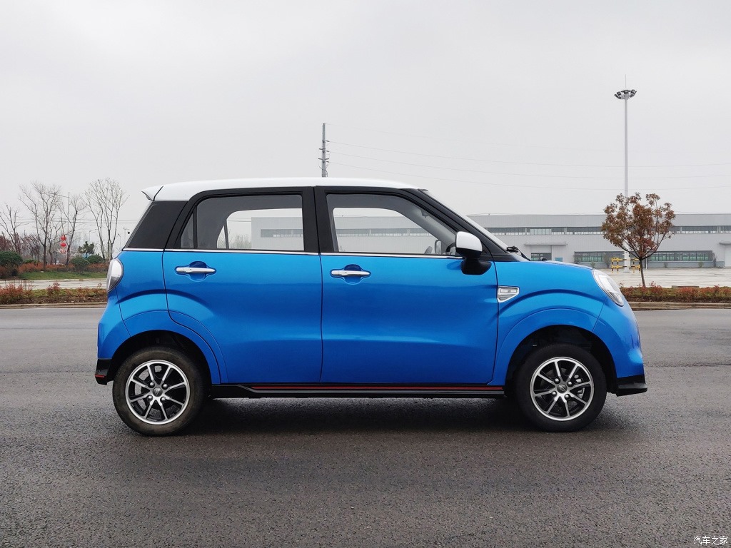 Lingbao Box Is A New Small EV That Looks Like The Offspring Of A MINI And A Matiz