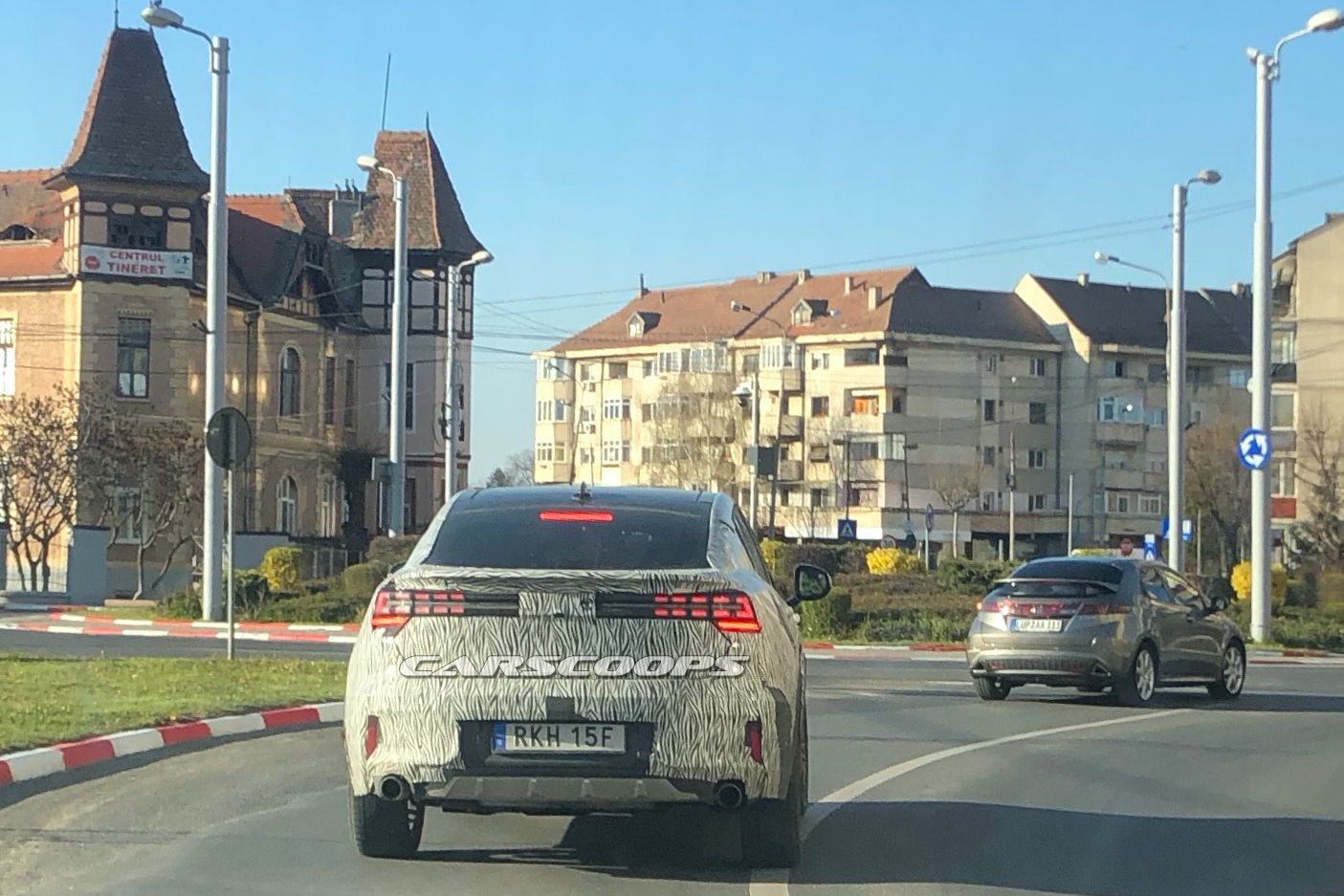 U Spy Lynk & Co 05 Compact Crossover Coupe In Romania