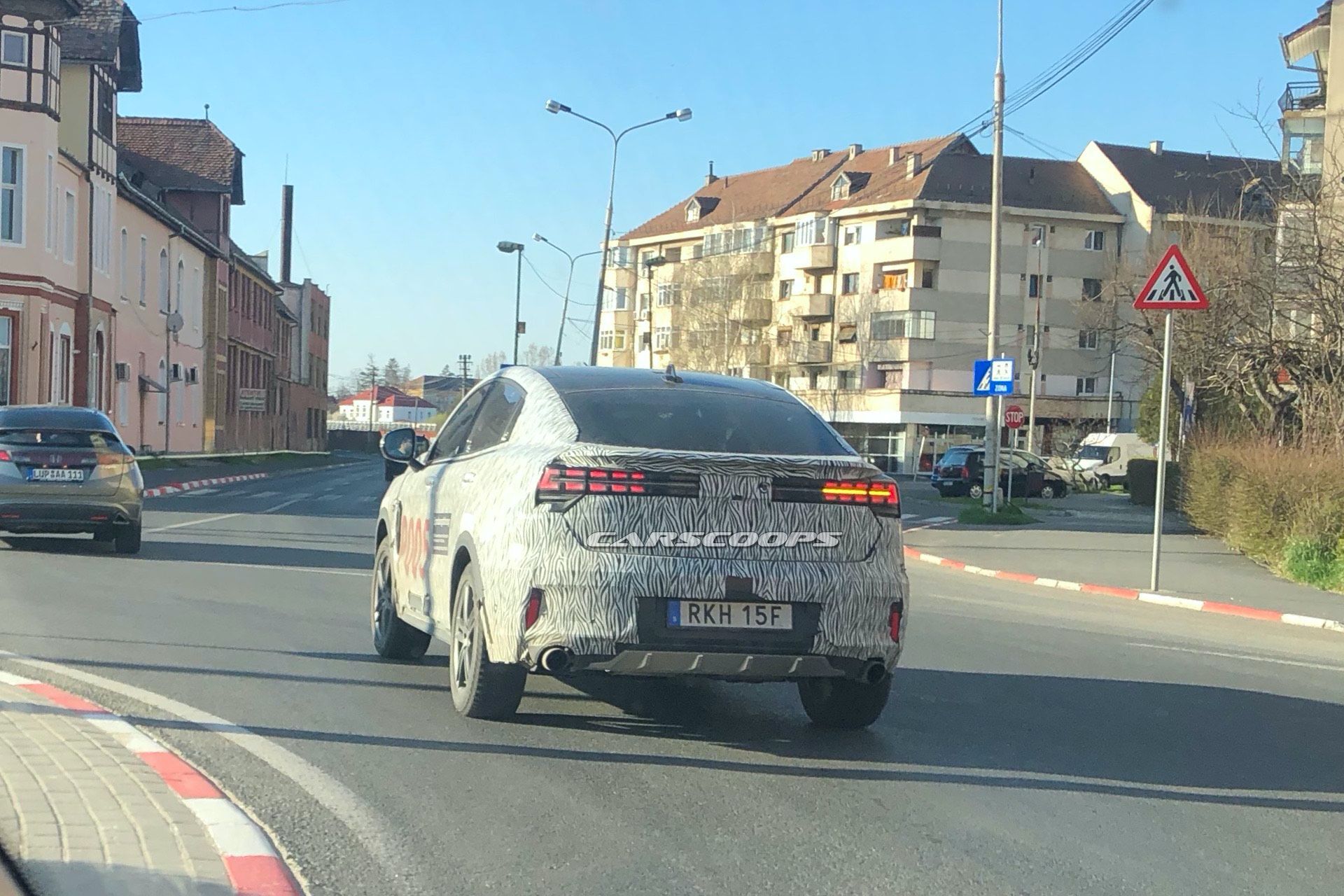 U Spy Lynk & Co 05 Compact Crossover Coupe In Romania