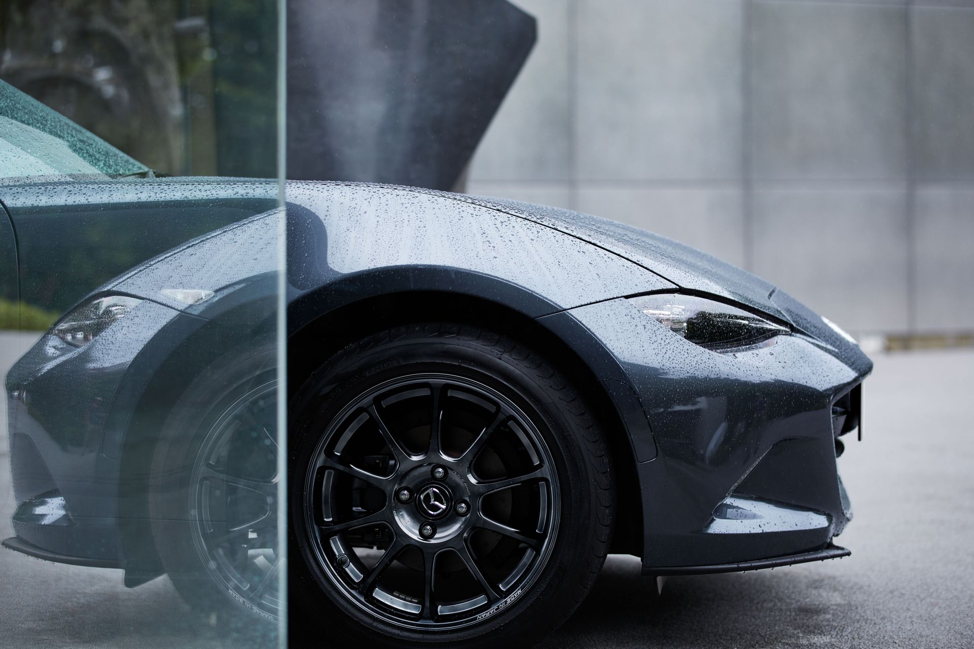 Mazda Unveils New MX-5 R-Sport Convertible UK Special