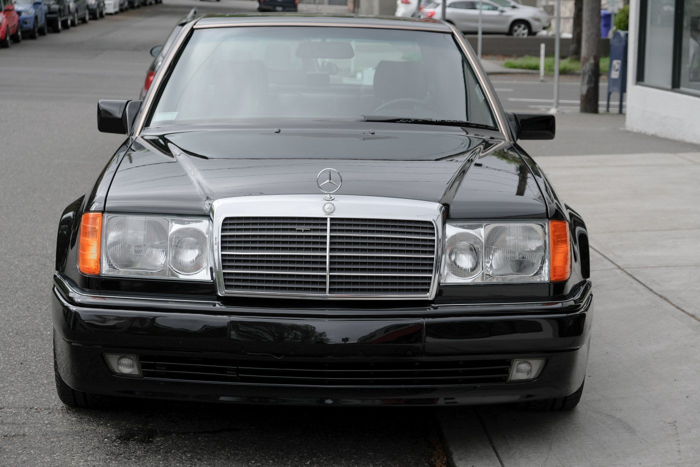 Pretend You’re A Mob Boss With A Porsche-Built 1991 Mercedes-Benz 500E