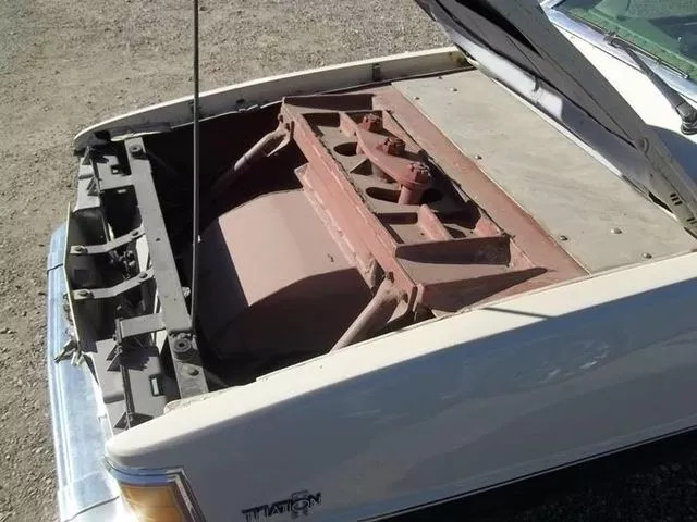 Try Wrapping Your Mind Around This Rear-Engine, Three-Wheel Chevy