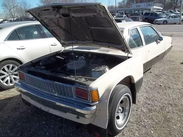 Try Wrapping Your Mind Around This Rear-Engine, Three-Wheel Chevy