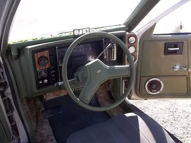 Try Wrapping Your Mind Around This Rear-Engine, Three-Wheel Chevy