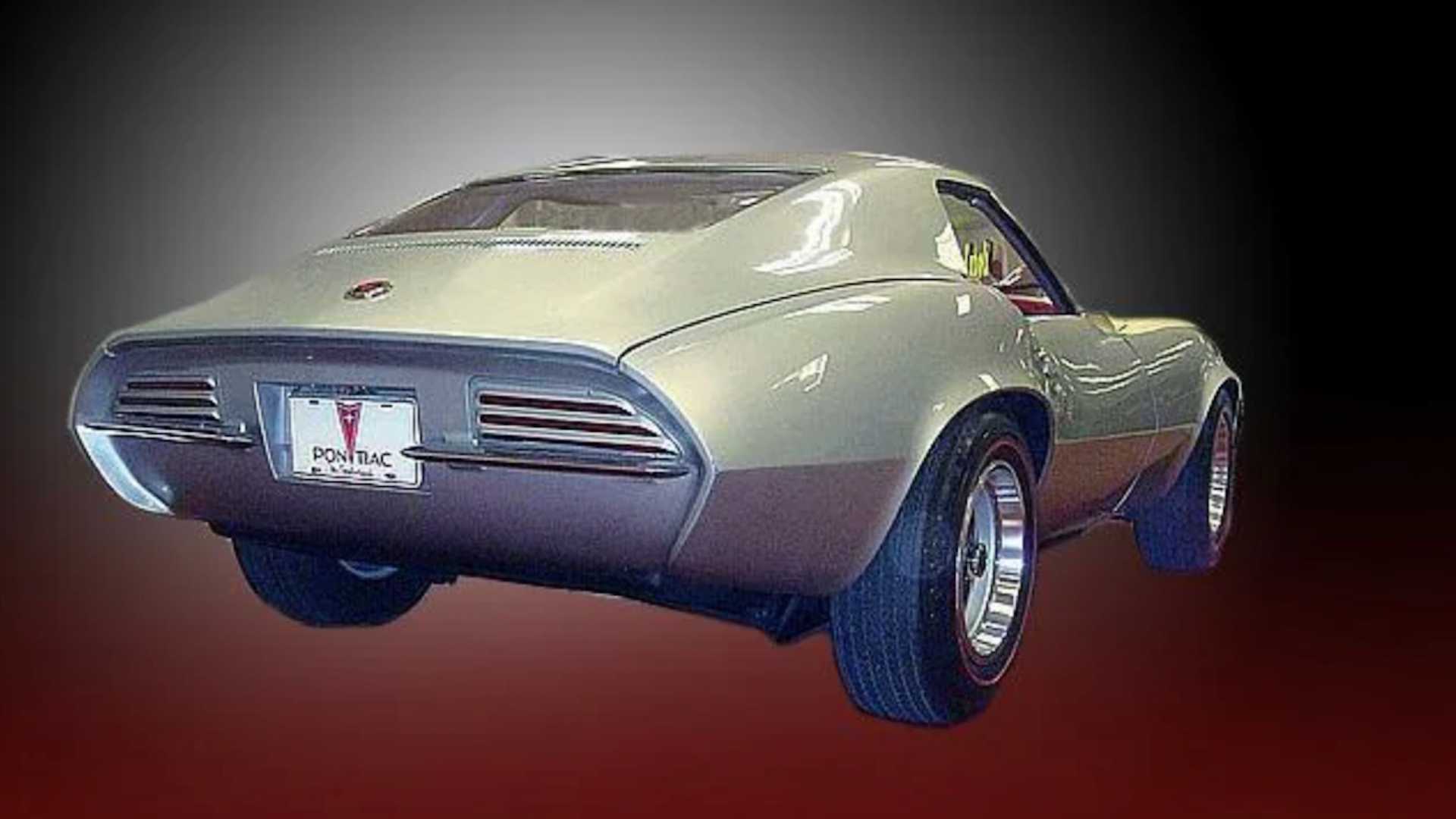 The John DeLorean Designed Pontiac Banshee Prototype Somehow Ended Up At A Kia Dealer