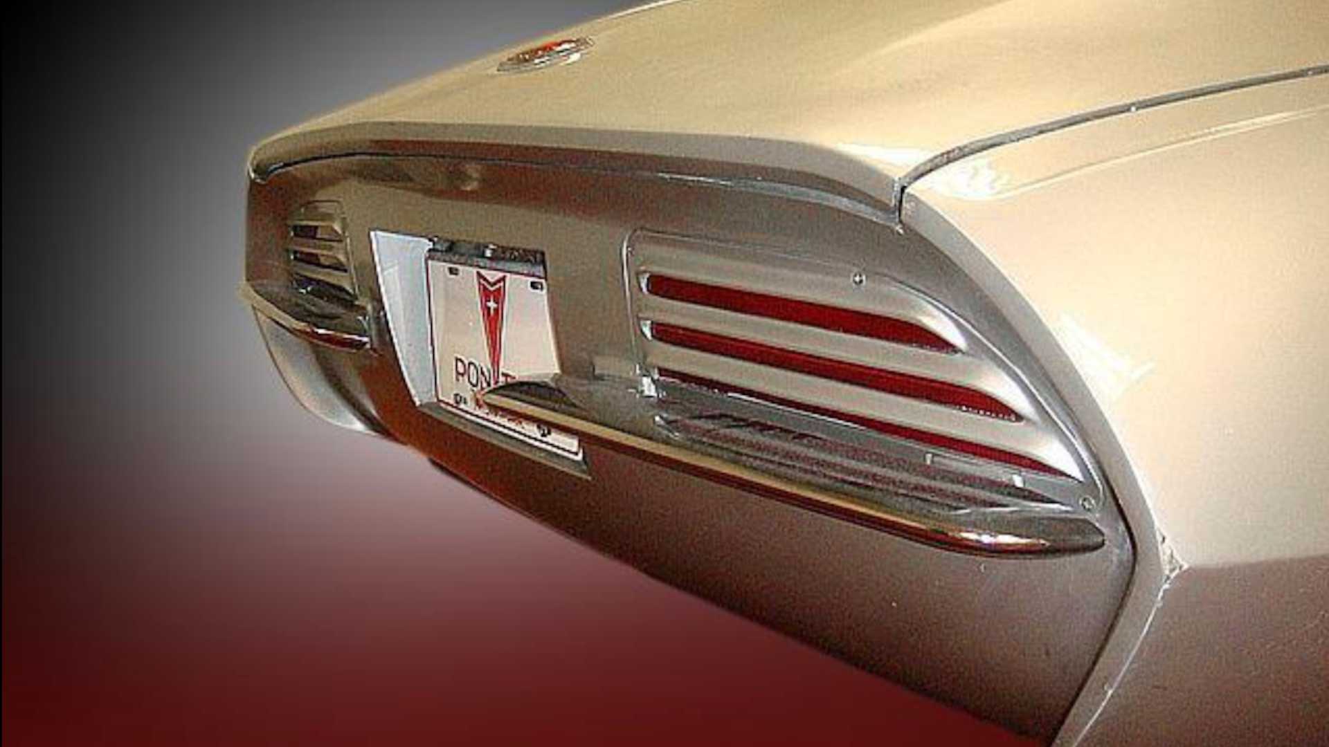 The John DeLorean Designed Pontiac Banshee Prototype Somehow Ended Up At A Kia Dealer