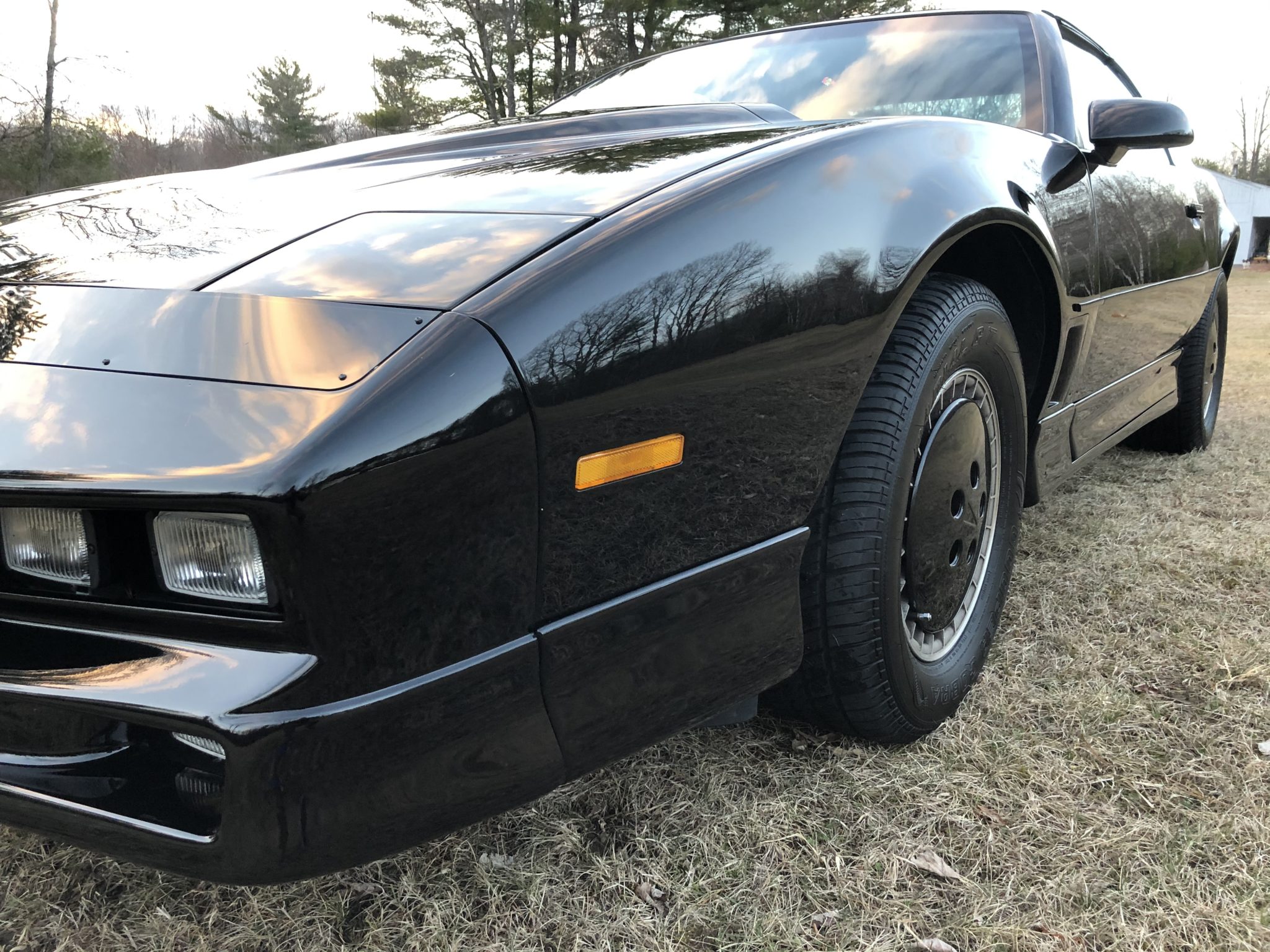 Live Out Your Movie Car Fantasies With This Pontiac Firebird ‘KITT’ Replica