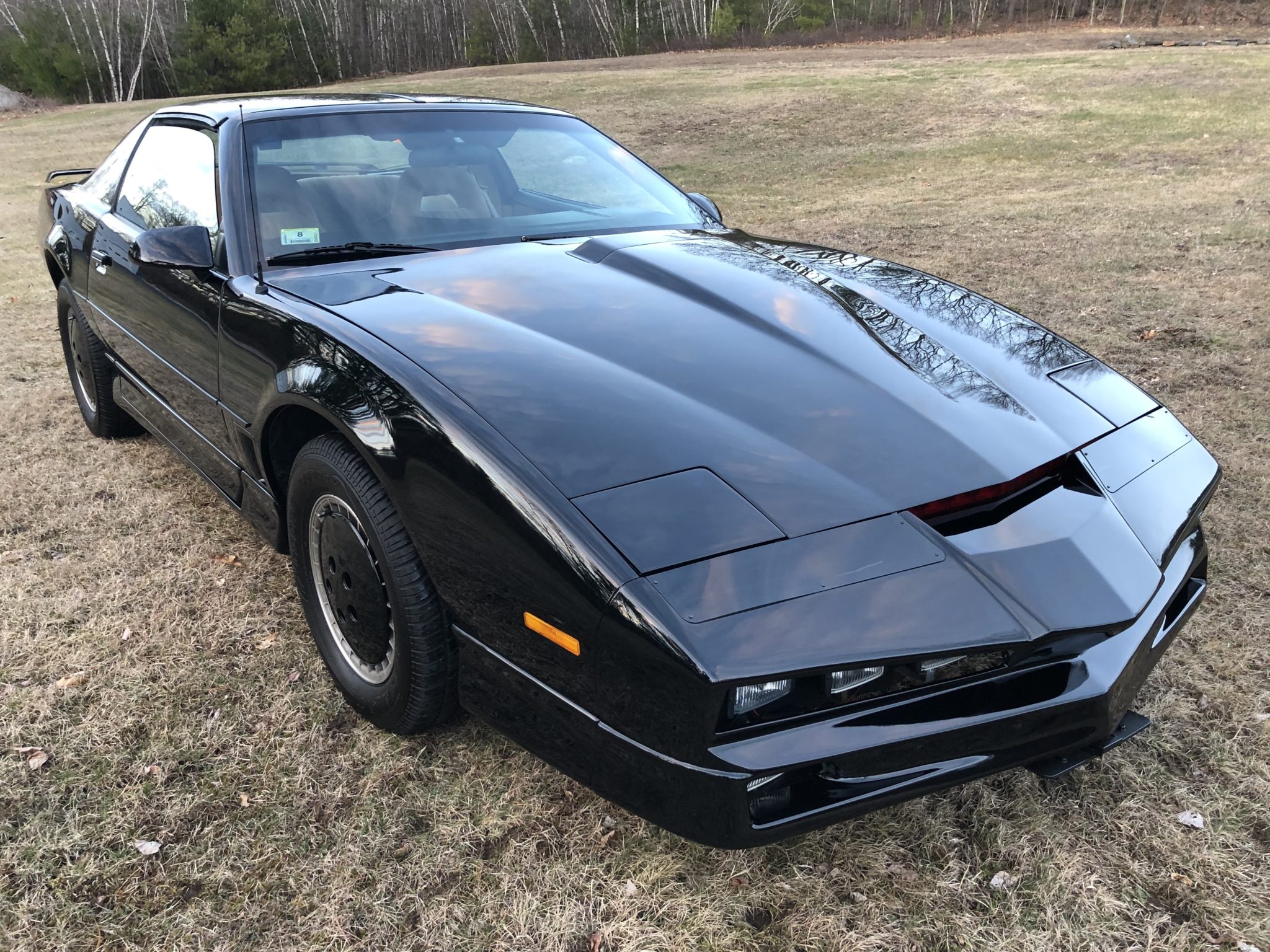 Live Out Your Movie Car Fantasies With This Pontiac Firebird ‘KITT’ Replica