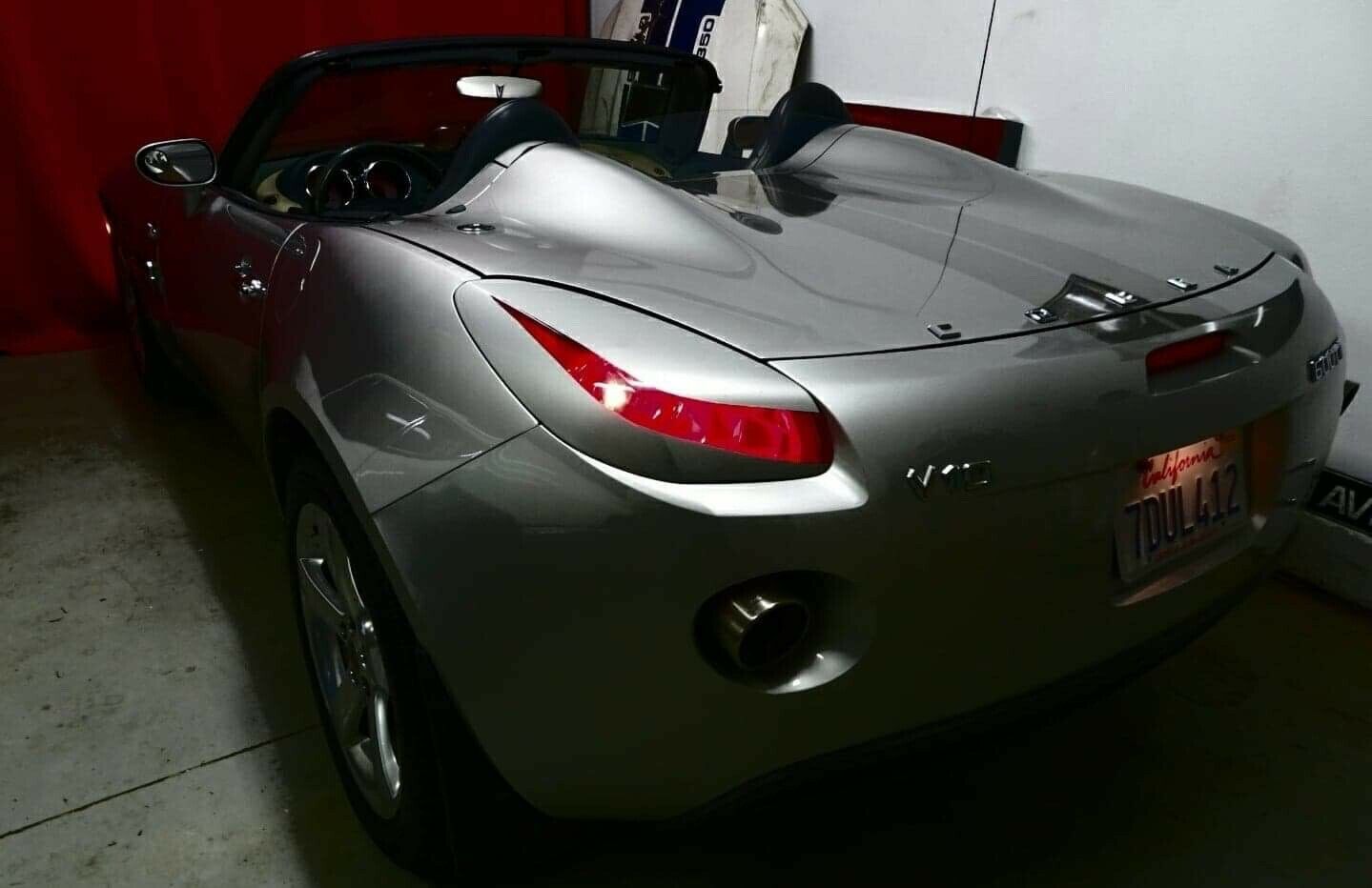 A Pontiac Solstice That Thinks It’s A V10 Shelby Cobra Innovation Concept