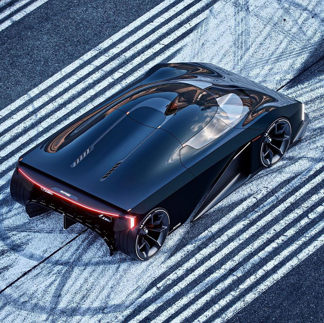 Koenigsegg Has Imagined A Small Three-Seater With 700 HP And We Love It