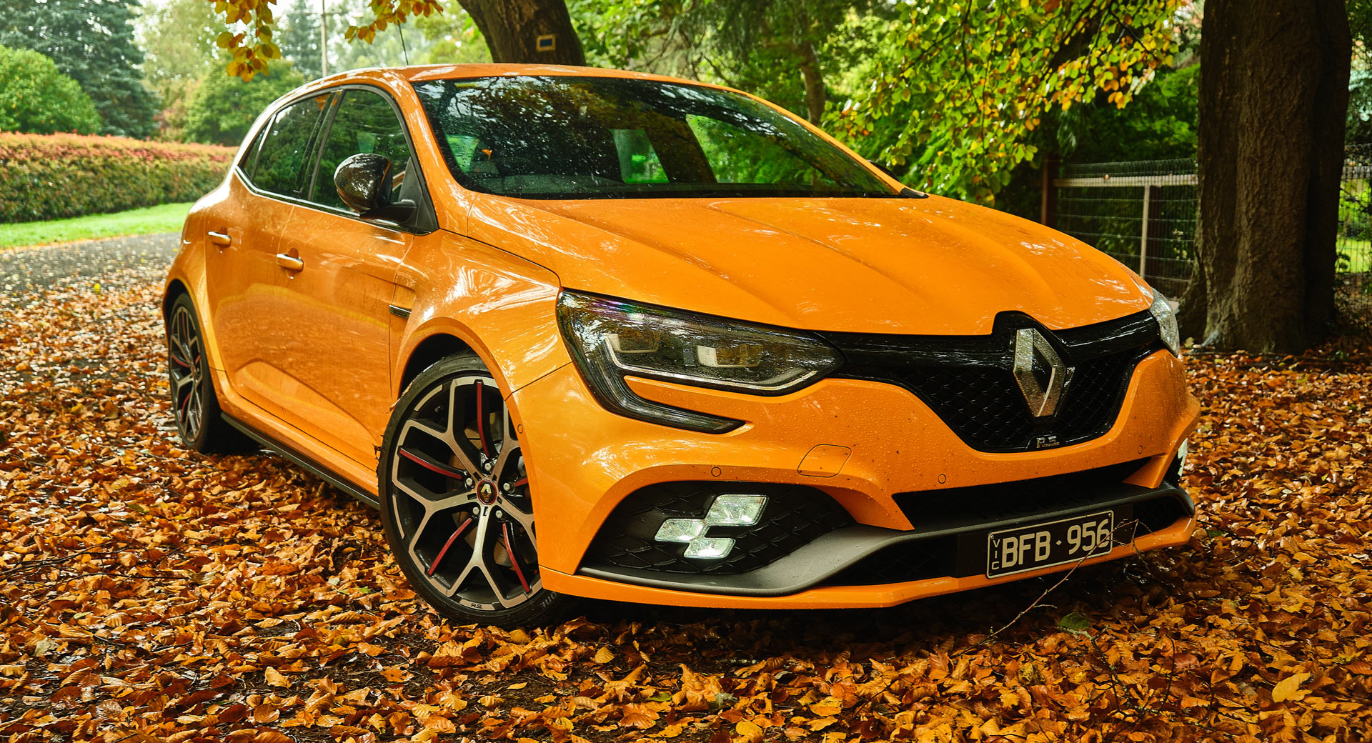 Driven: 2020 Renault Megane R.S. 300 Trophy Is Raw, Uncompromising, And  Addictive