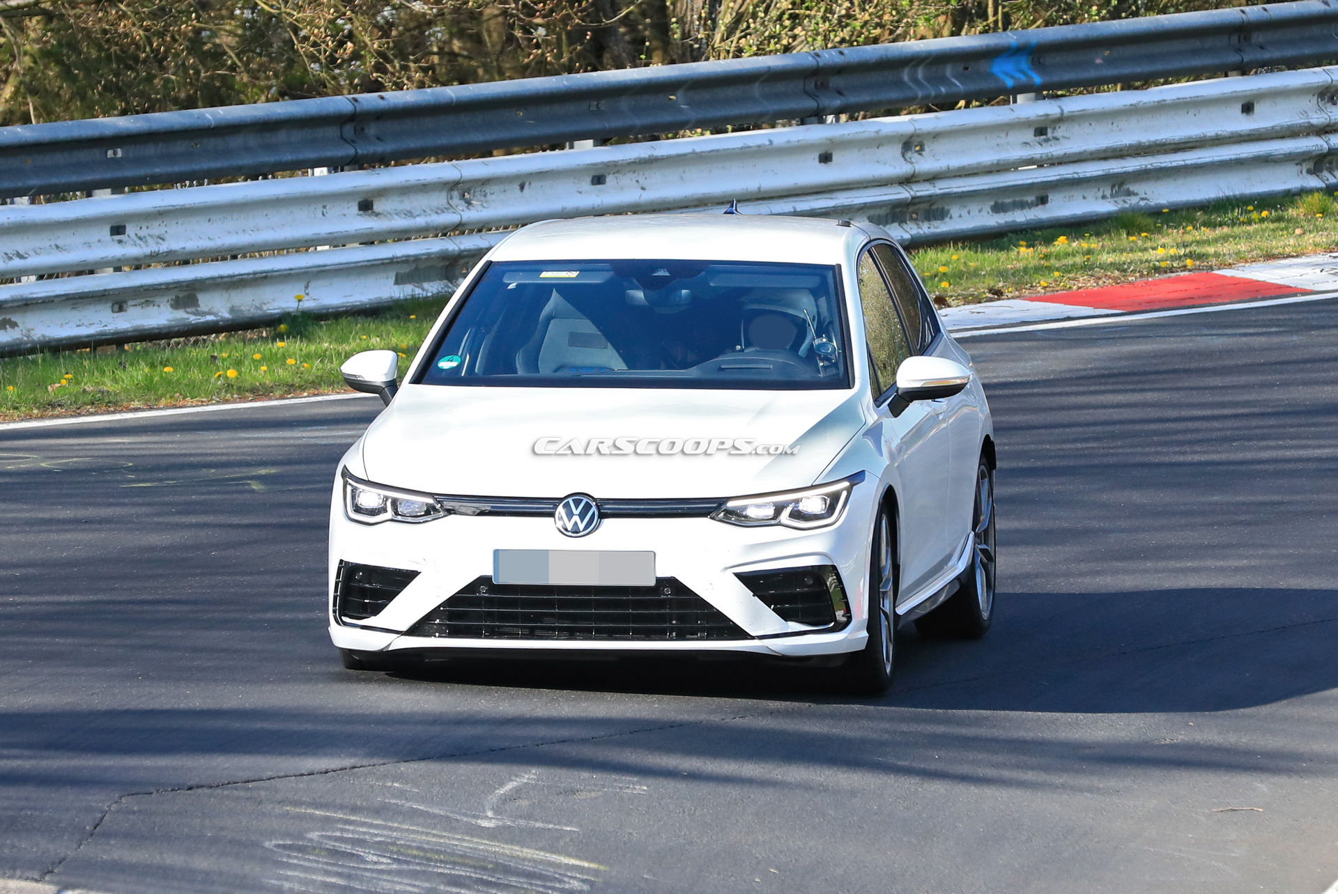 Undisguised 2021 VW Golf R Does Its Thing At The Nurburgring
