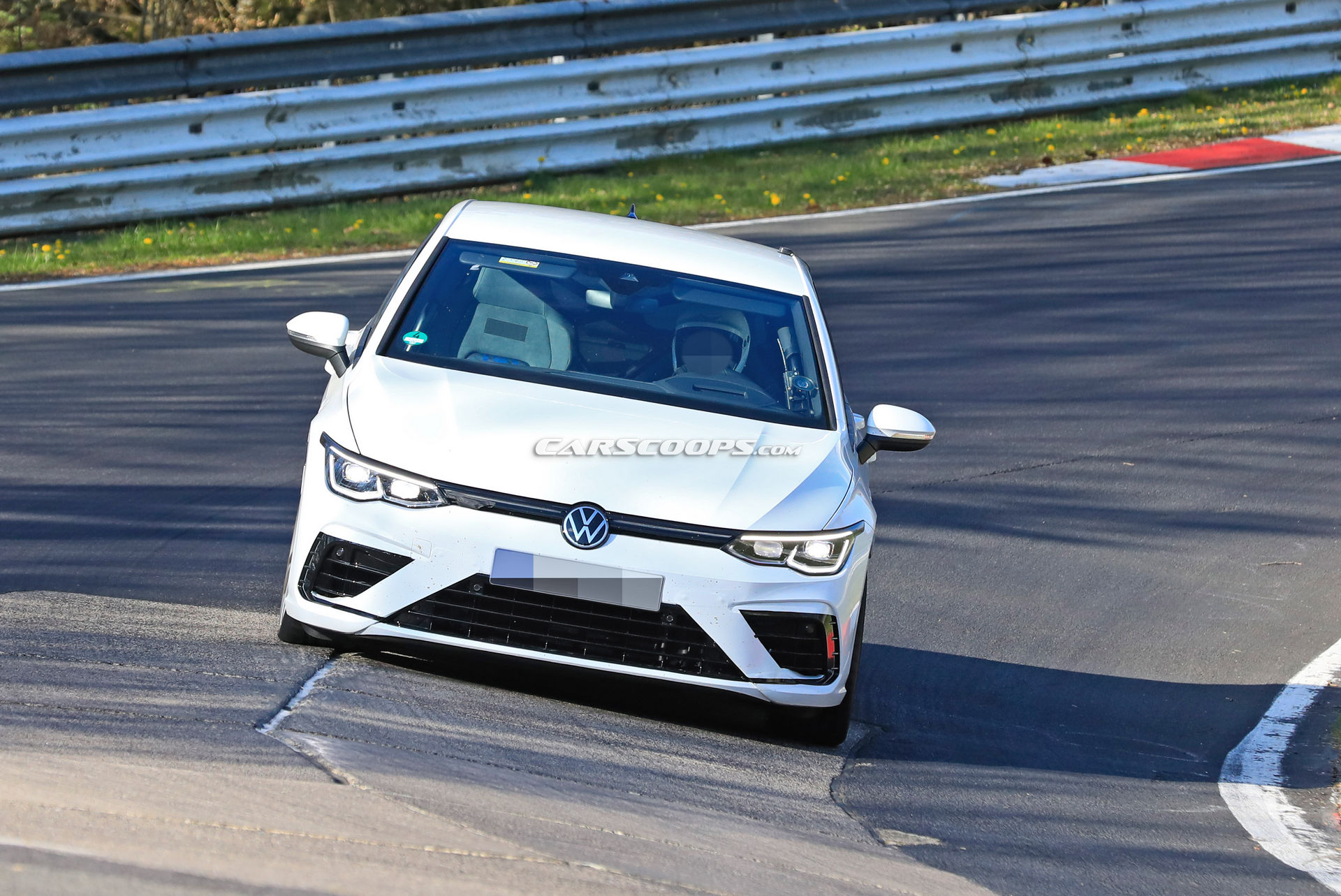 Undisguised 2021 VW Golf R Does Its Thing At The Nurburgring