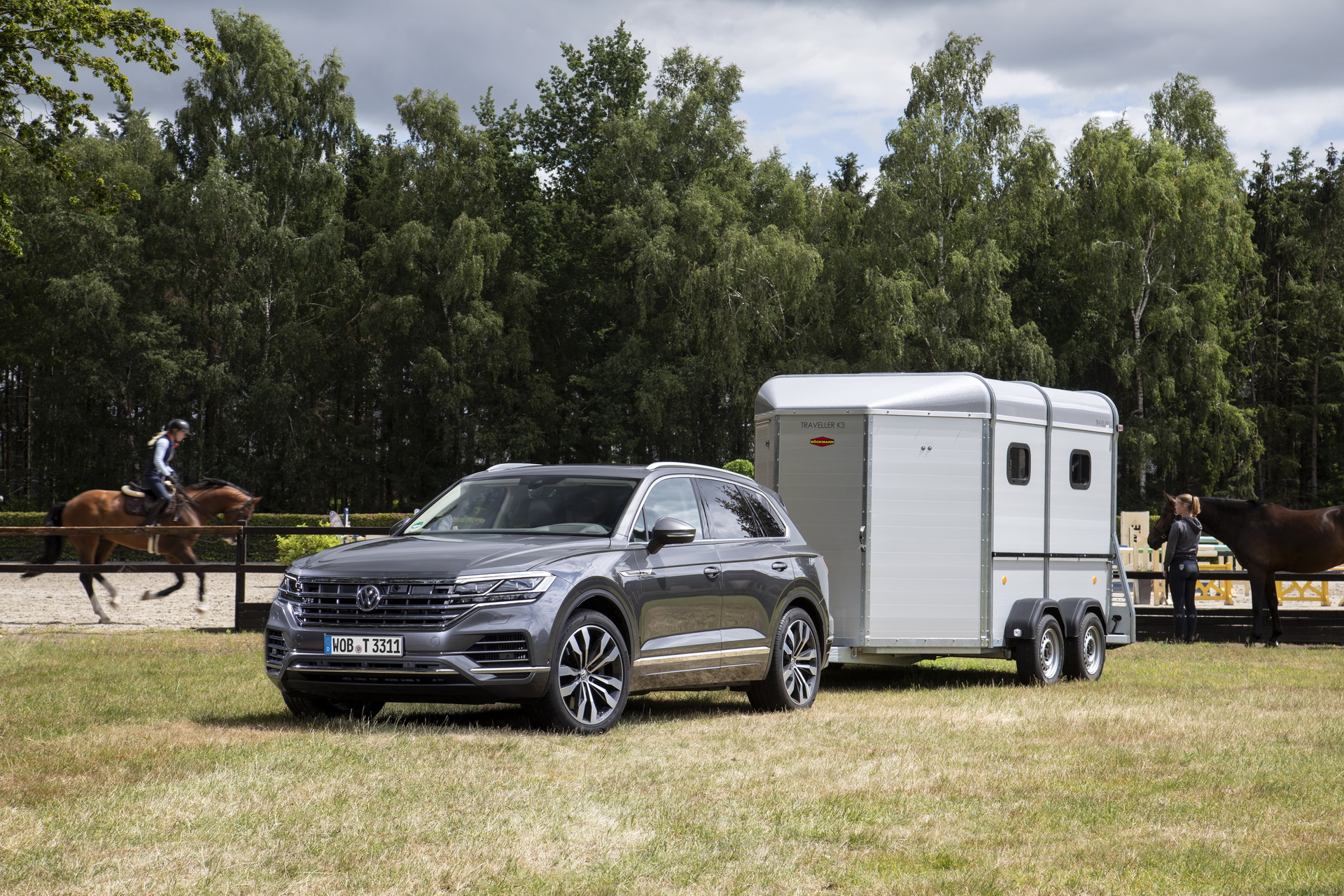 VW Touareg V8 TDI Passes Real Driving Emissions Tests With Flying Colors (And Without Cheating!)