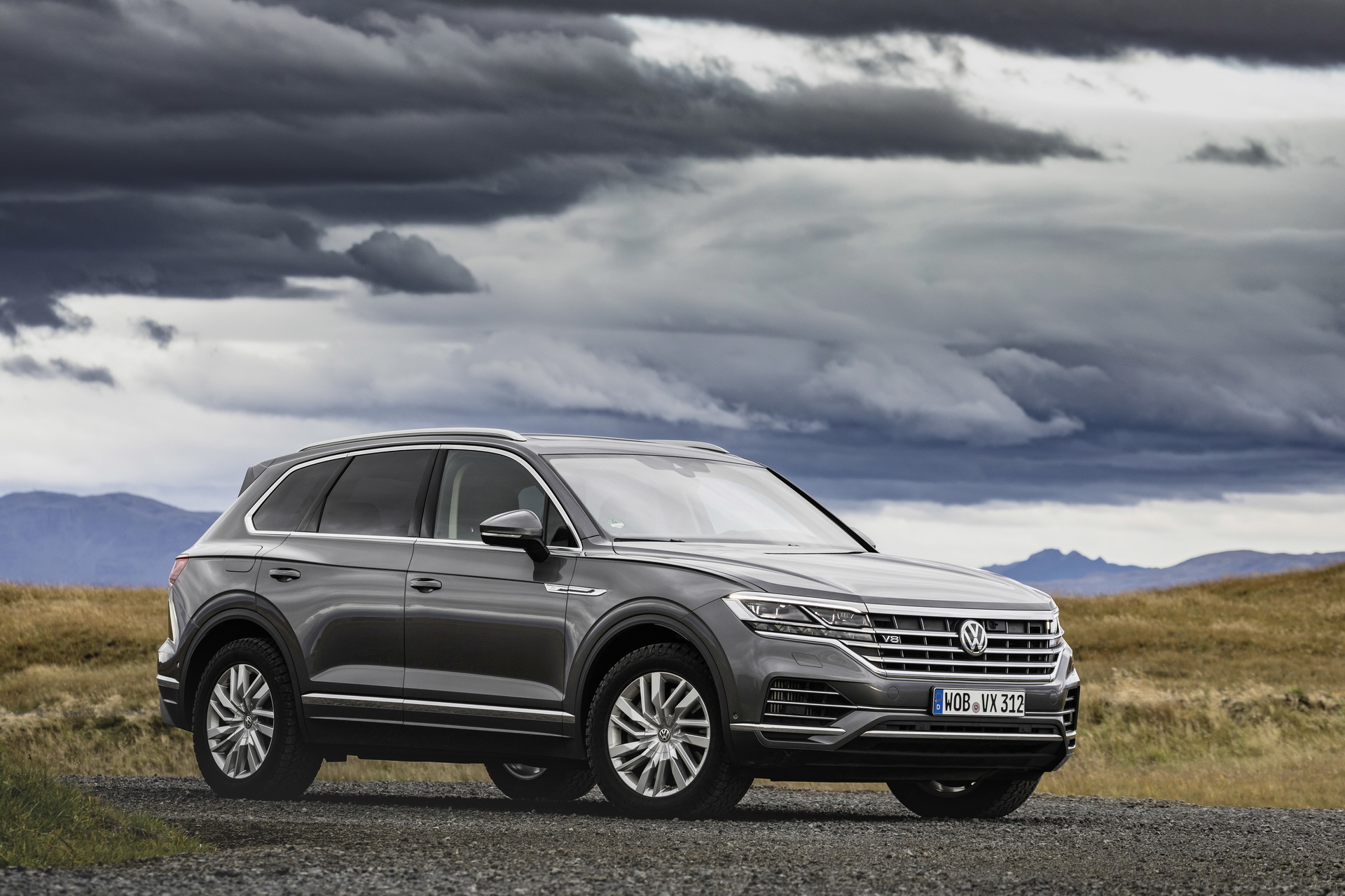 VW Touareg V8 TDI Passes Real Driving Emissions Tests With Flying Colors (And Without Cheating!)