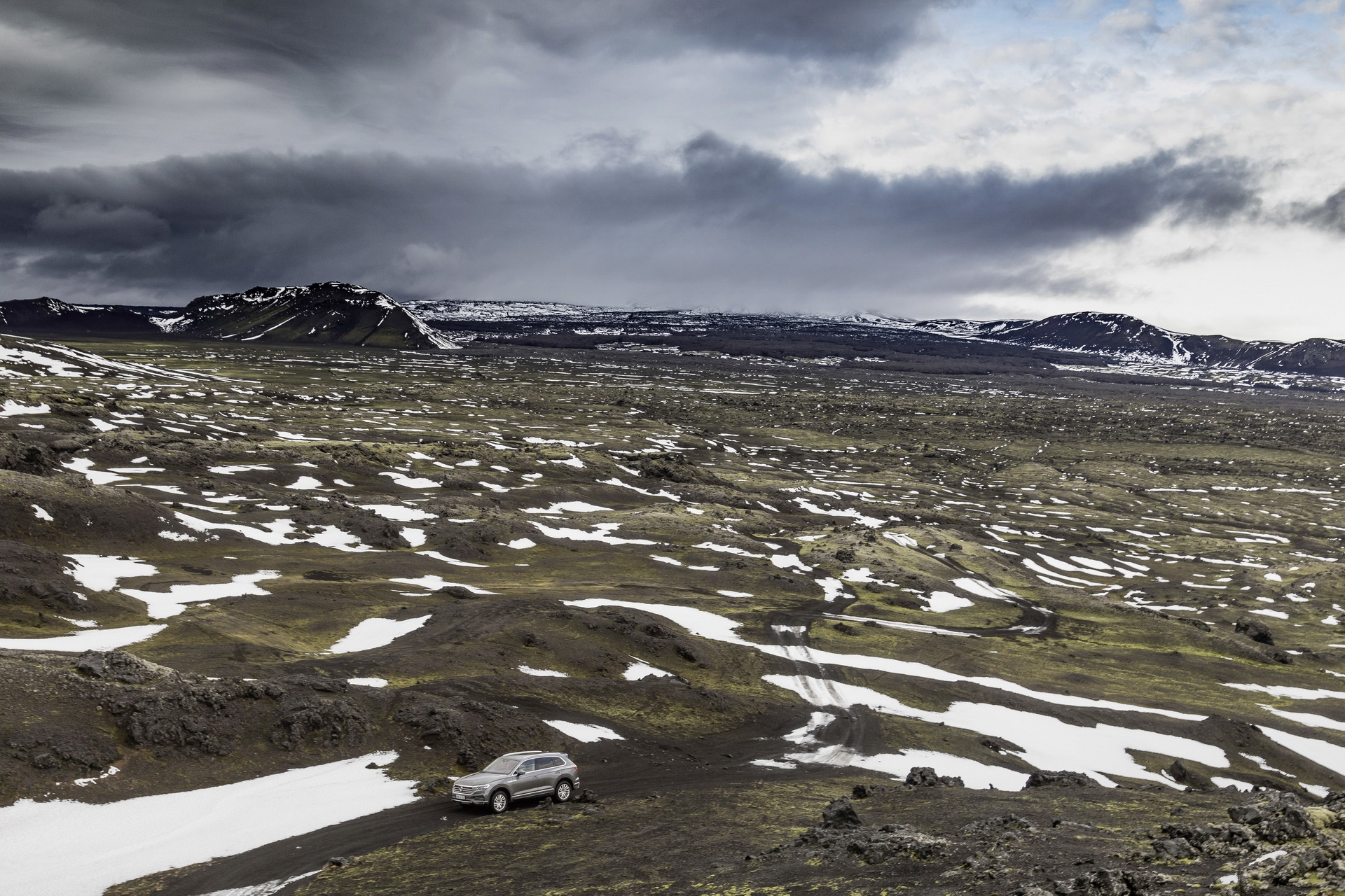 VW Touareg V8 TDI Passes Real Driving Emissions Tests With Flying Colors (And Without Cheating!)