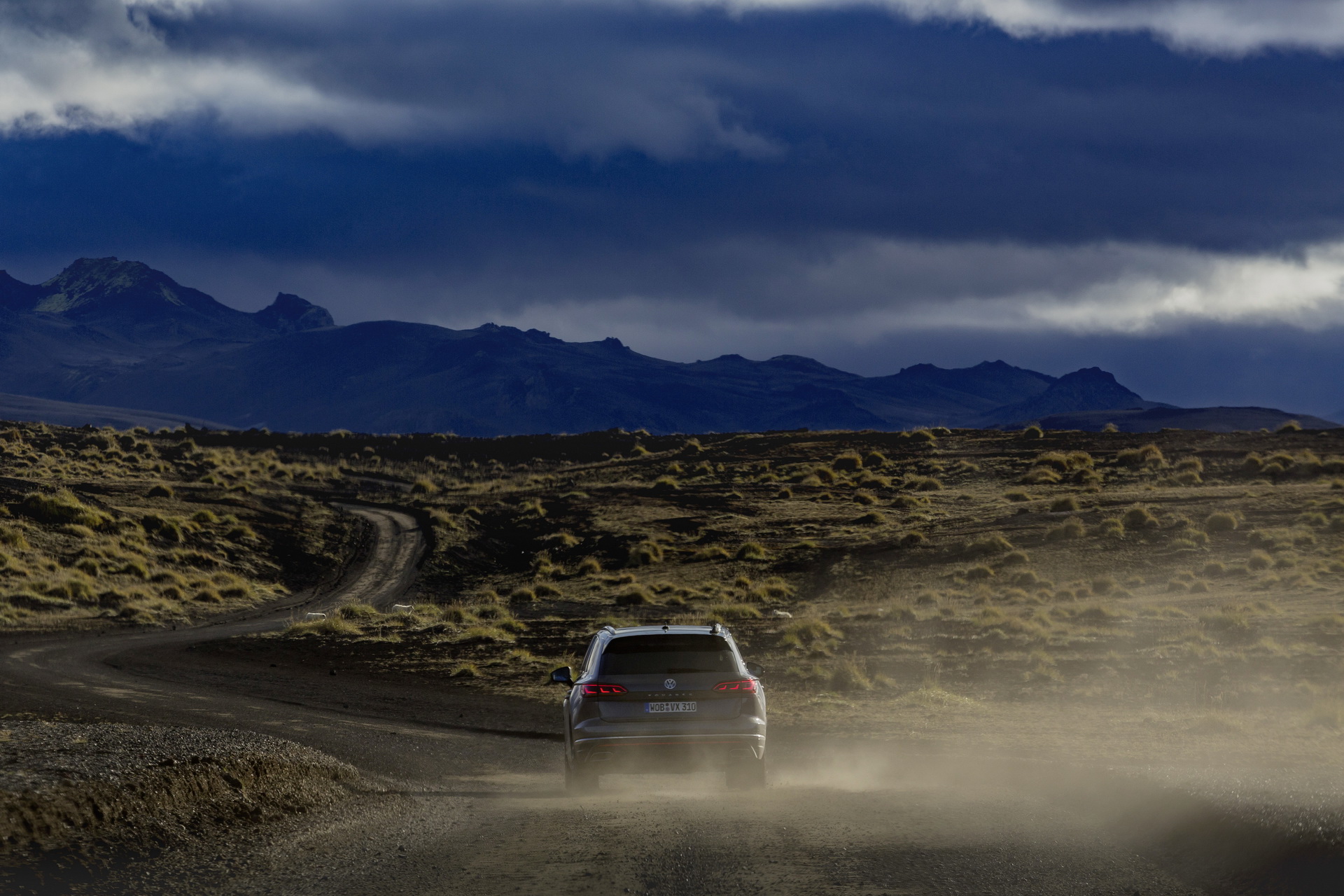 VW Touareg V8 TDI Passes Real Driving Emissions Tests With Flying Colors (And Without Cheating!)