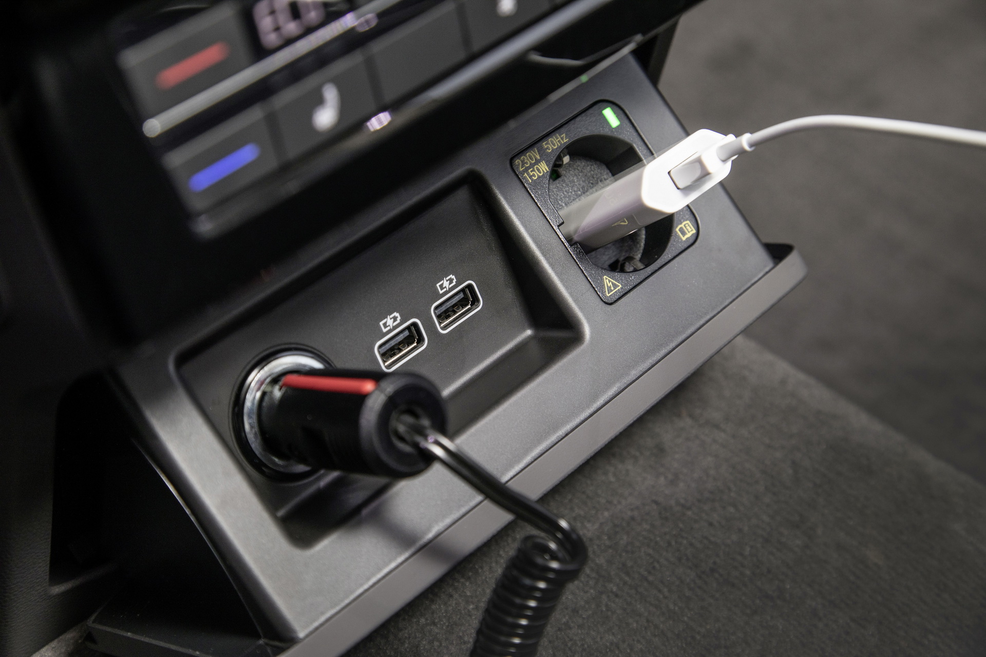 VW Touareg V8 TDI Passes Real Driving Emissions Tests With Flying Colors (And Without Cheating!)