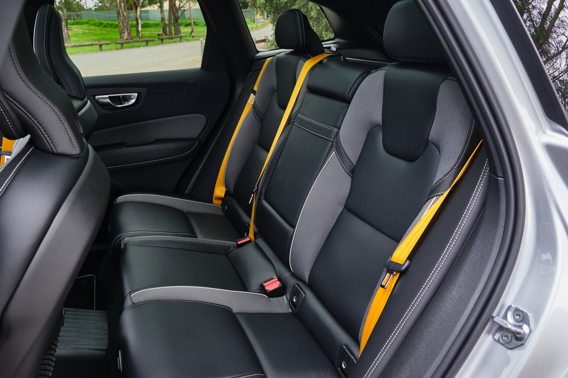 2020 Volvo XC60 T8 Polestar Engineered Review: As Good As Its Specs Suggest?