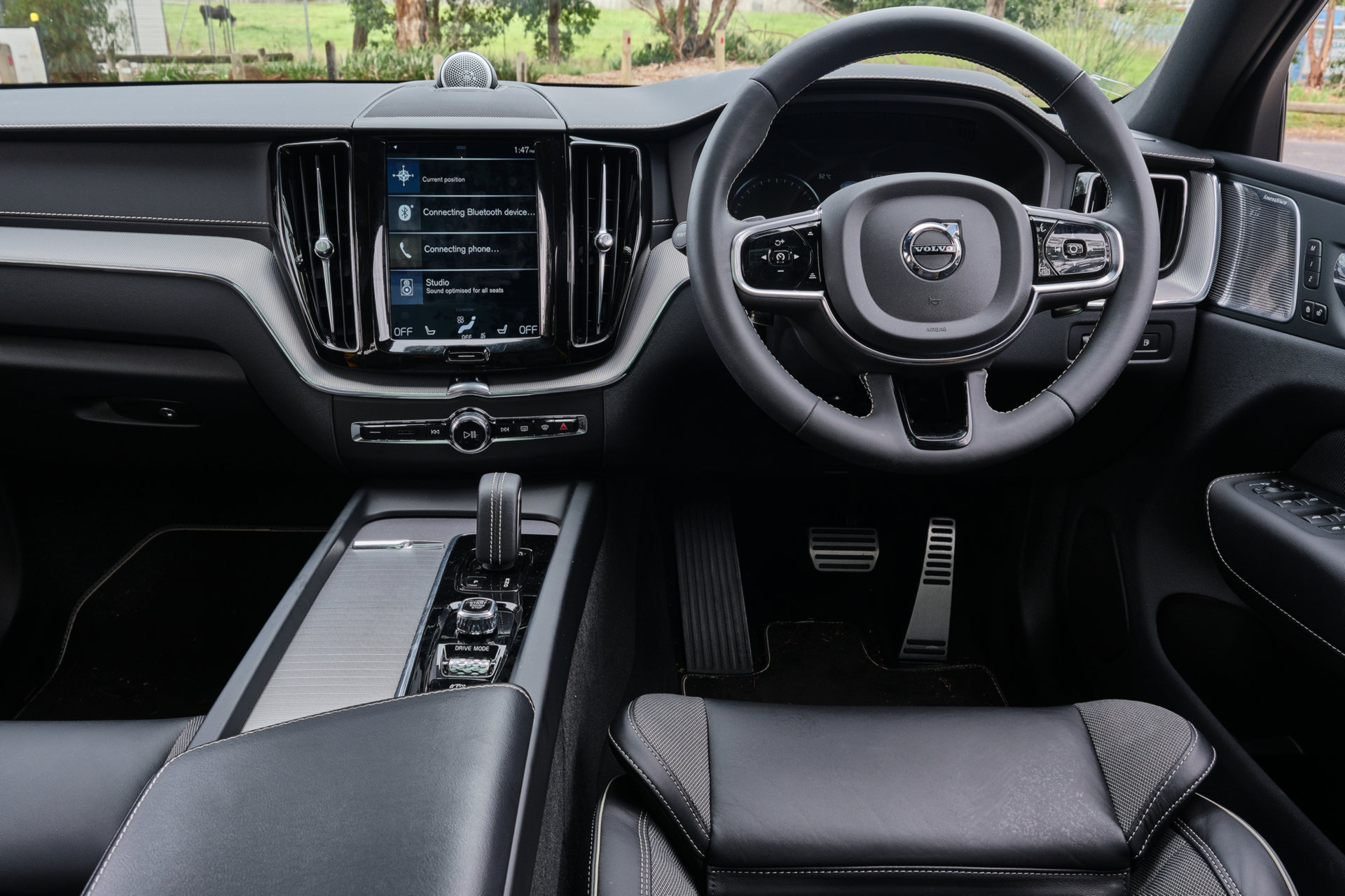 2020 Volvo XC60 T8 Polestar Engineered Review: As Good As Its Specs Suggest?