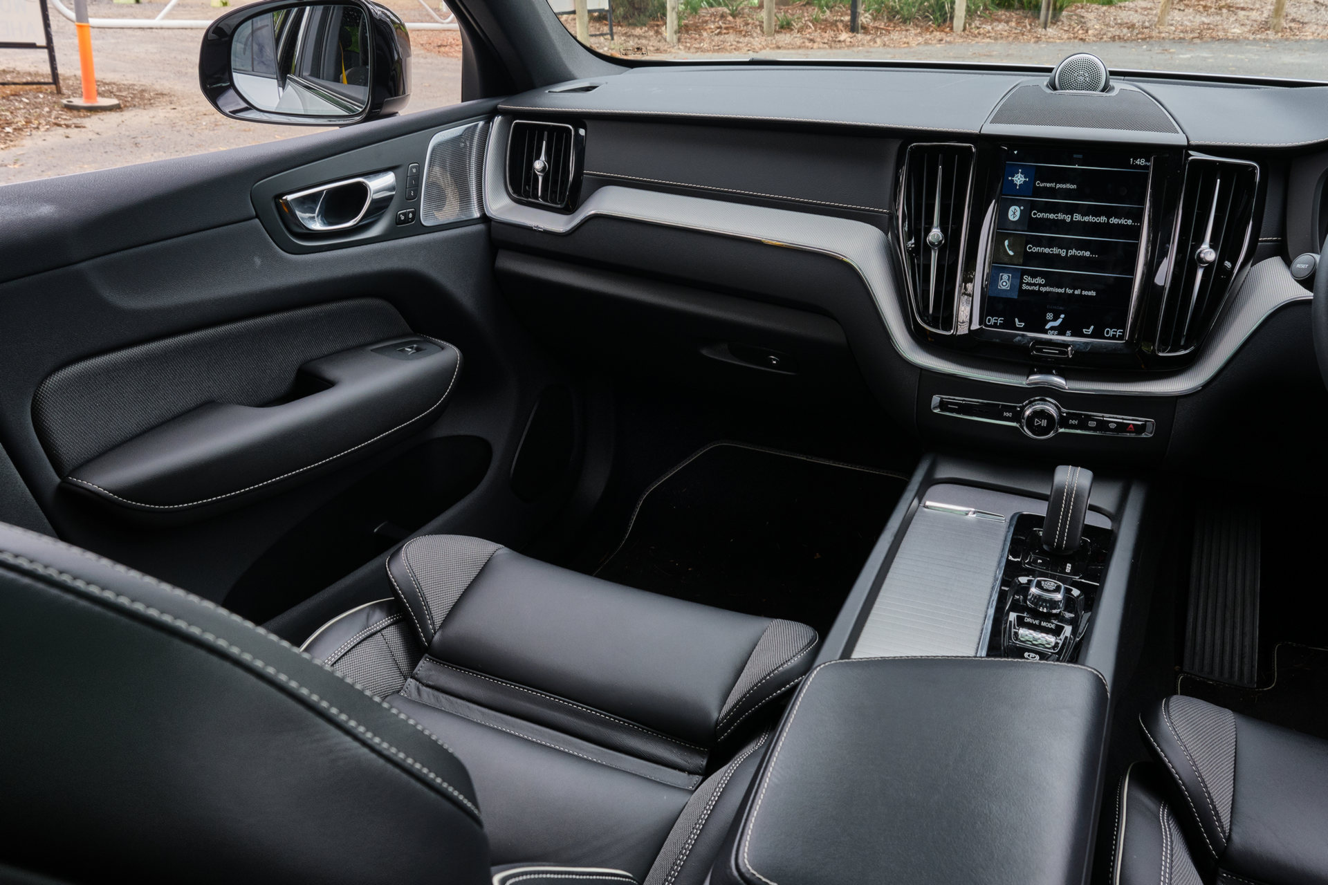 2020 Volvo XC60 T8 Polestar Engineered Review: As Good As Its Specs Suggest?