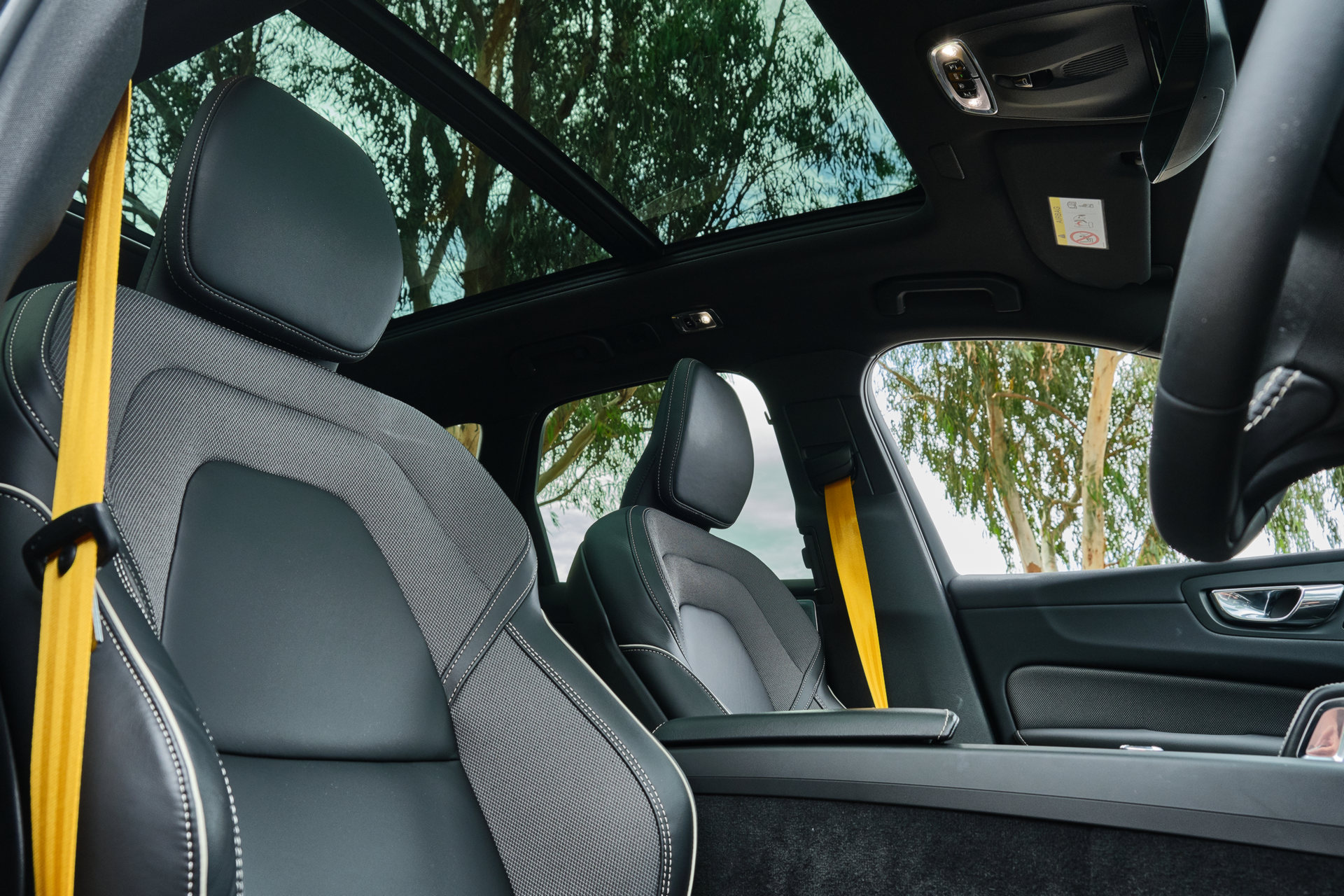 2020 Volvo XC60 T8 Polestar Engineered Review: As Good As Its Specs Suggest?