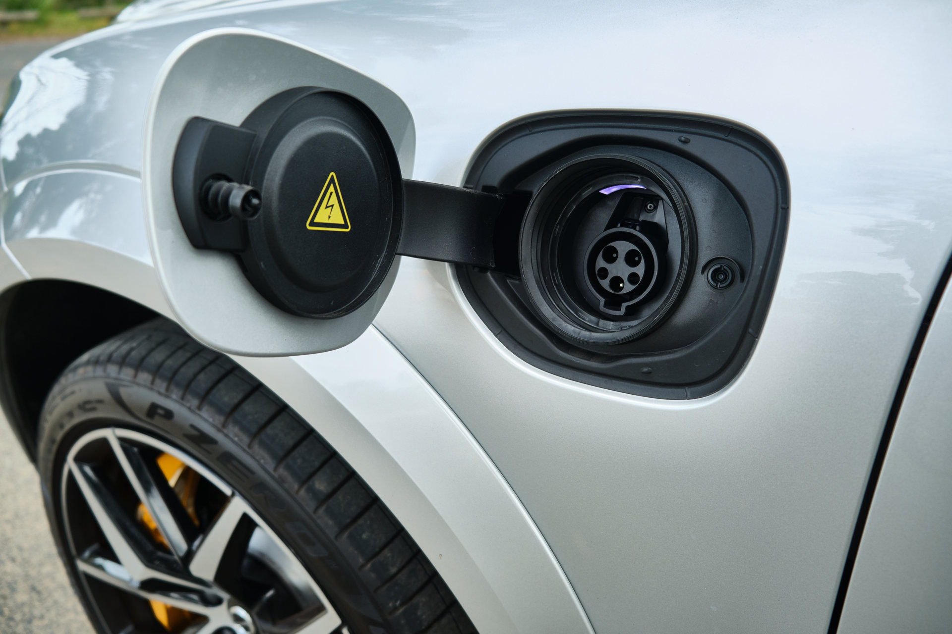 2020 Volvo XC60 T8 Polestar Engineered Review: As Good As Its Specs Suggest?