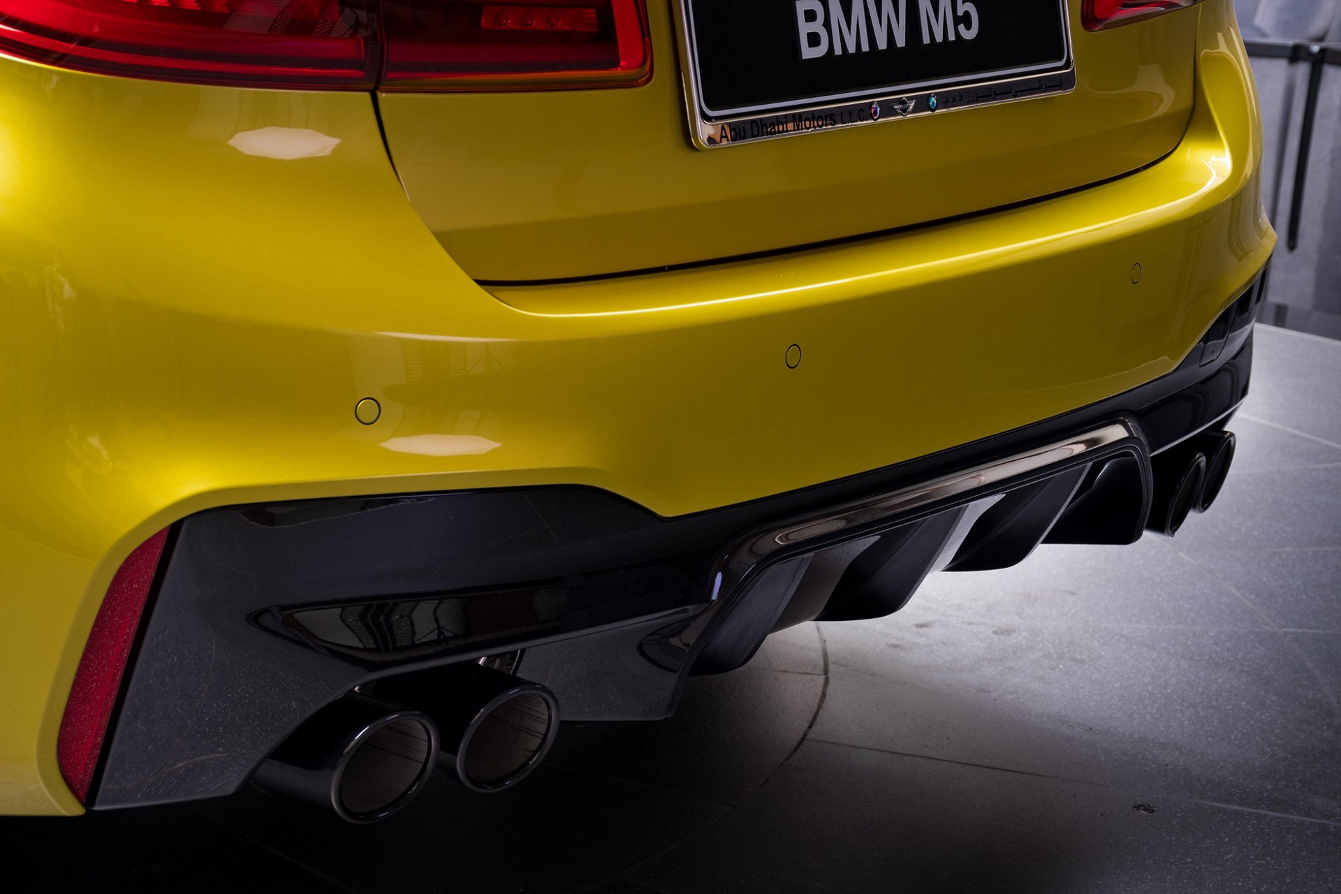 Austin Yellow M5 Competition Is Dripping With BMW Individual Touches