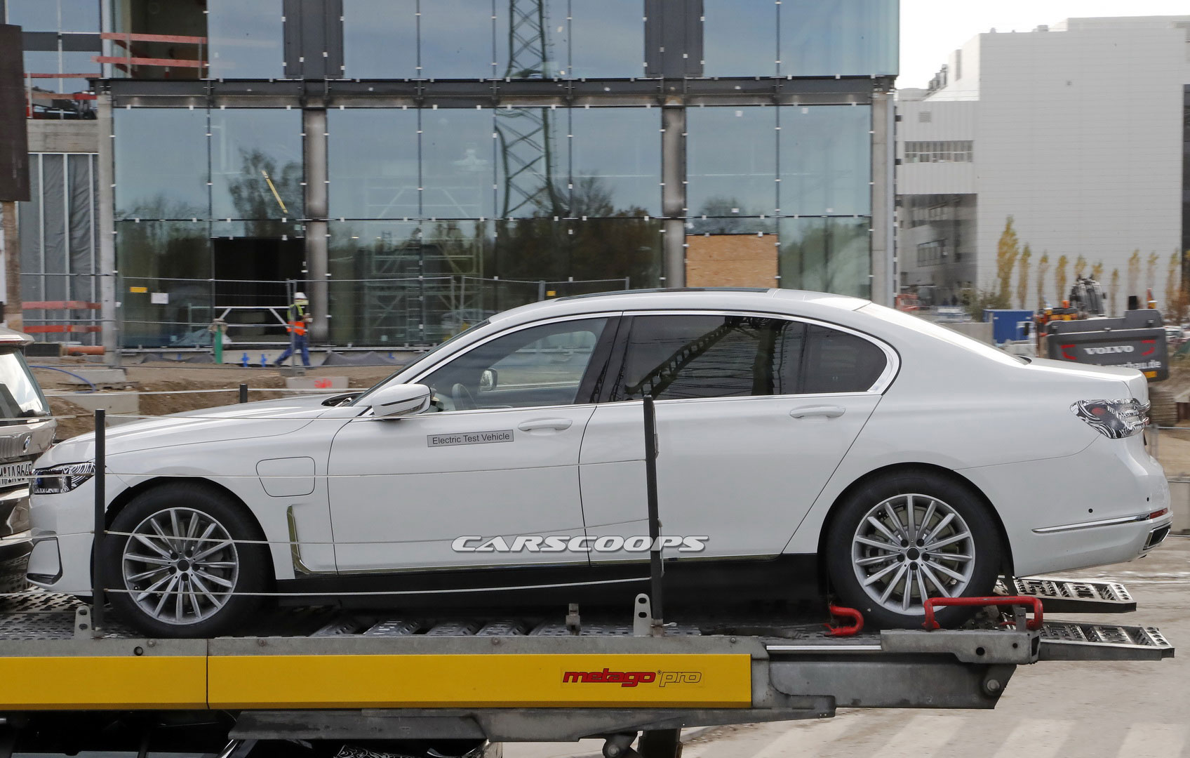 BMW And Audi Have Different Strategies For Next-Gen Flagship Saloons