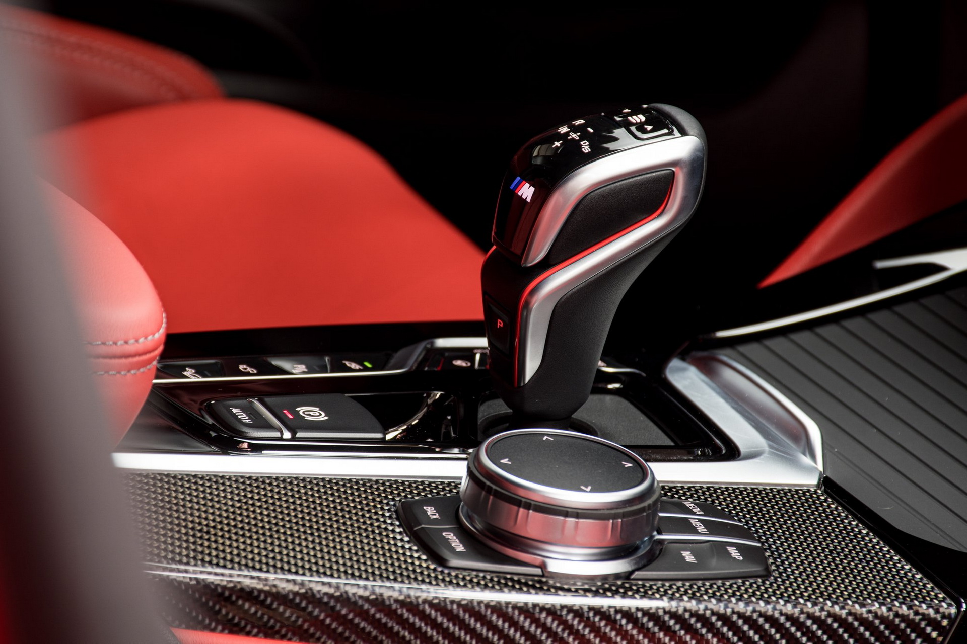 How Does Toronto Red Look On The BMW X4 M Competition?