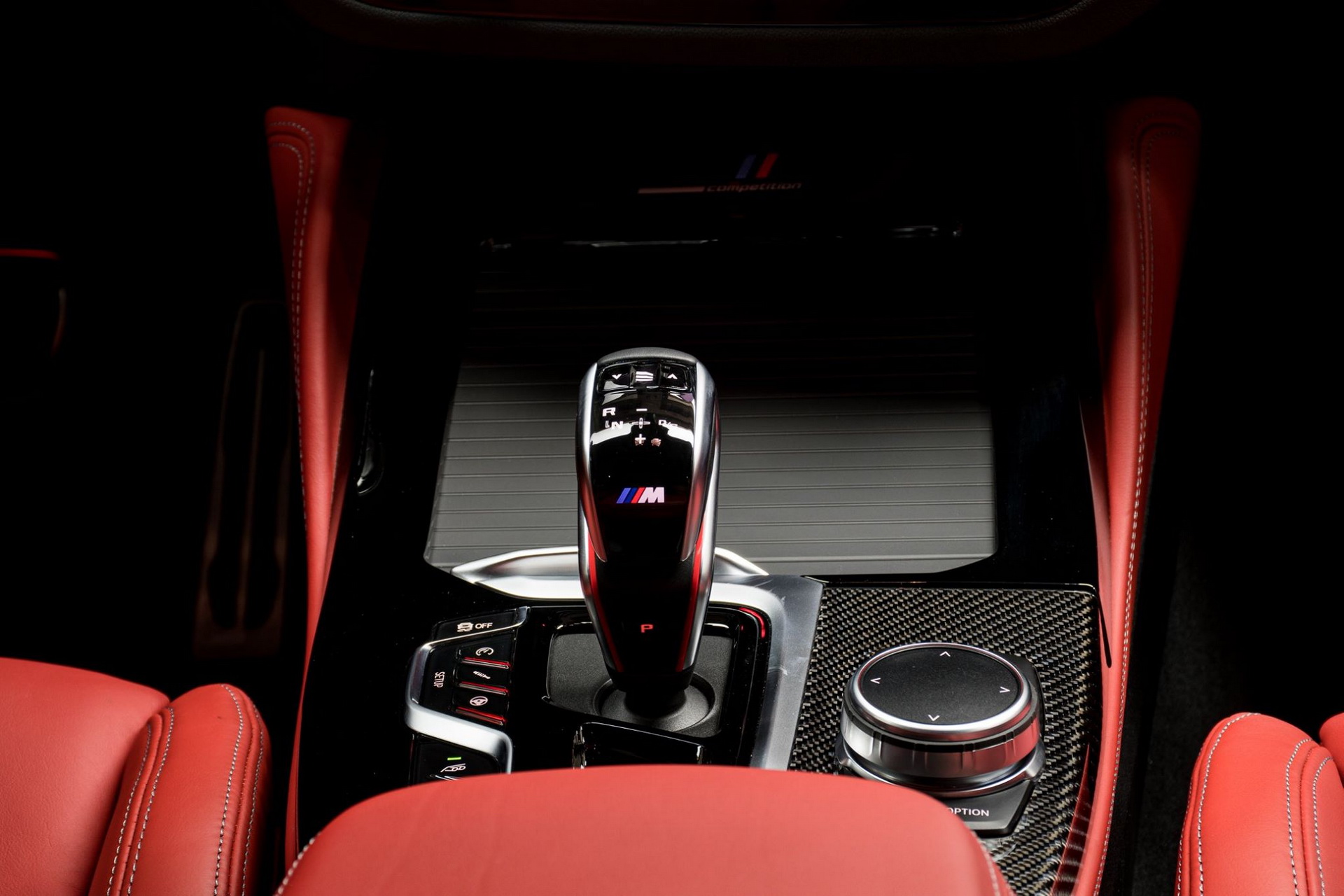 How Does Toronto Red Look On The BMW X4 M Competition?