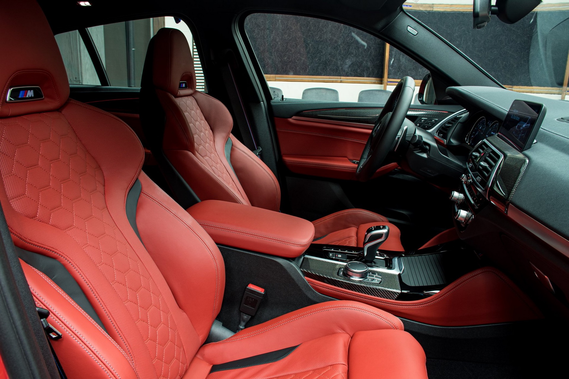 How Does Toronto Red Look On The BMW X4 M Competition?